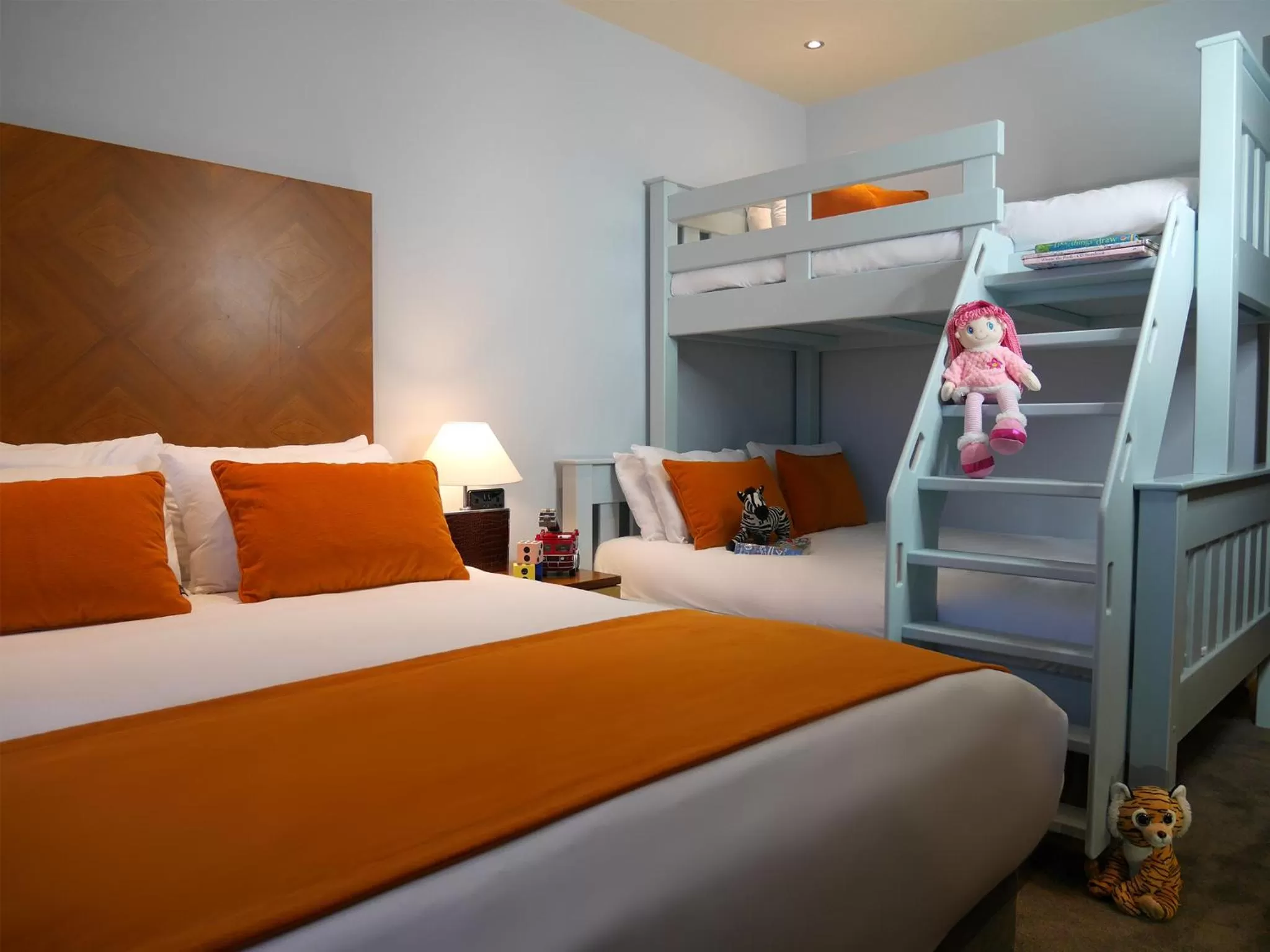 Bedroom, Bed in The Connacht Hotel