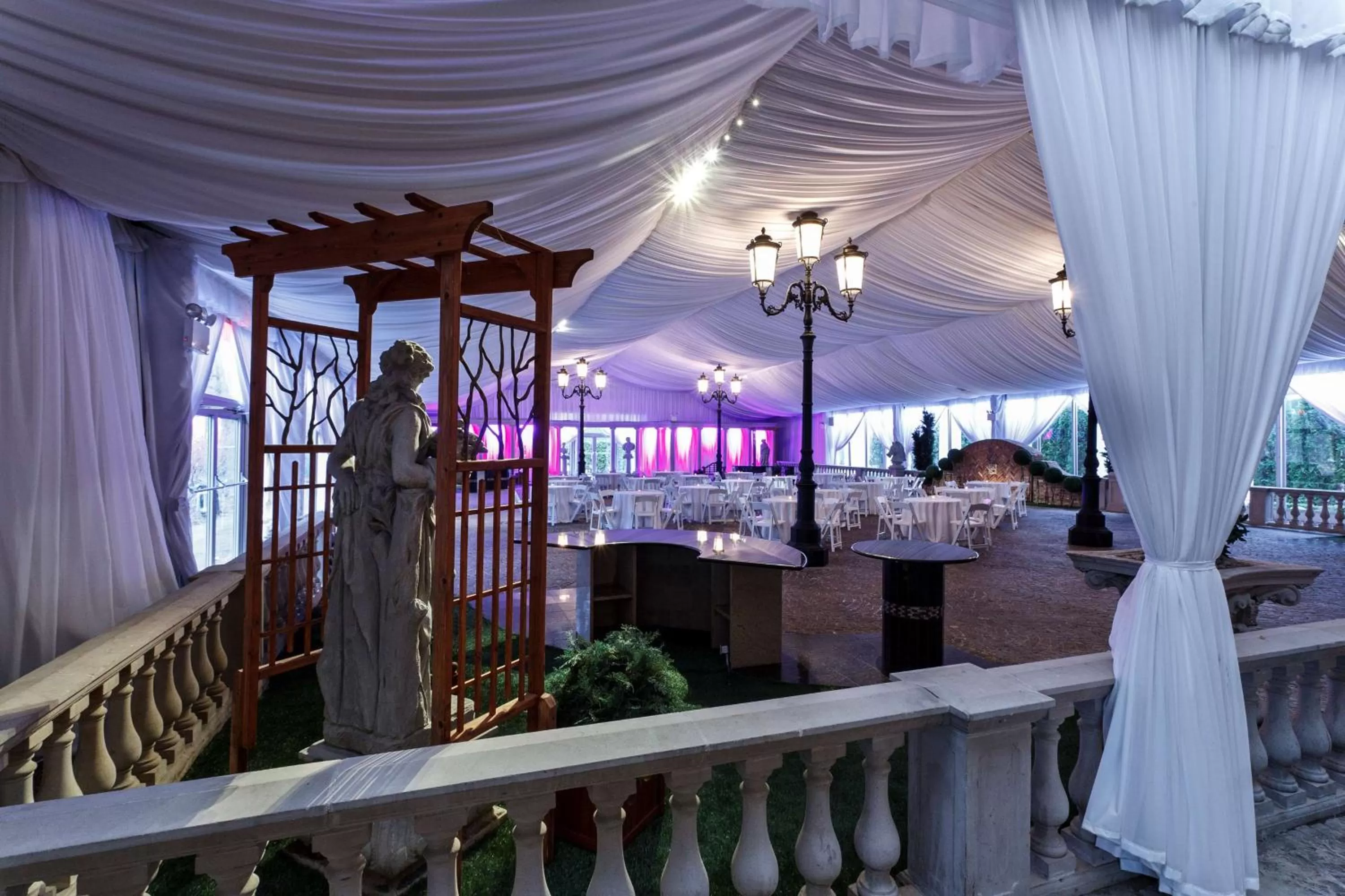 Dining area in Hilton Garden Inn New York/Staten Island