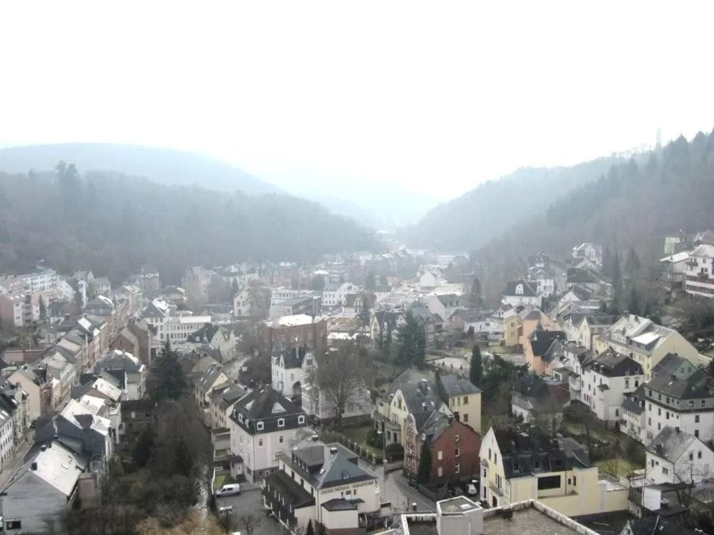 Neighbourhood in Opal Hotel