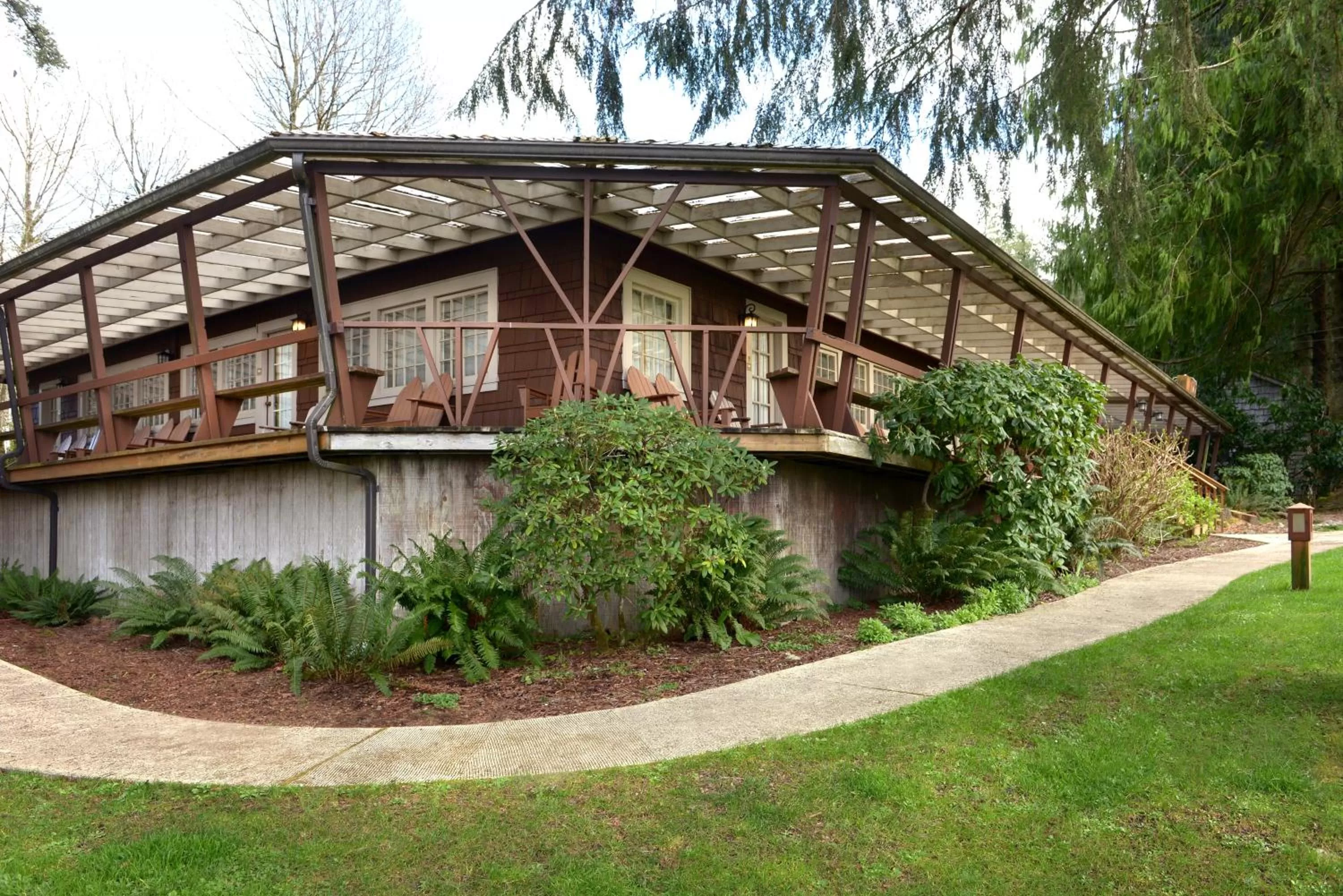 Balcony/Terrace in Lake Quinault Lodge
