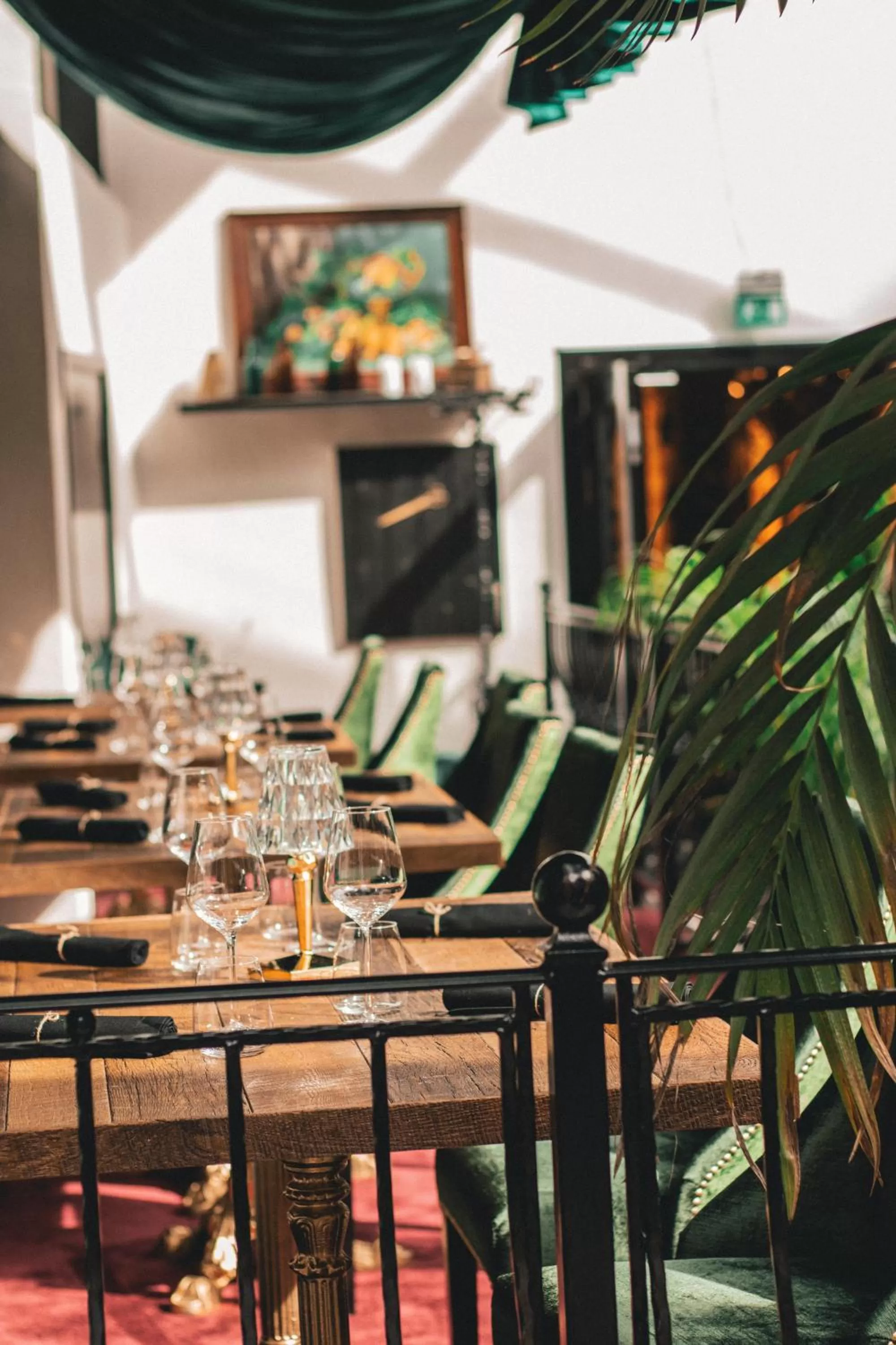 Restaurant/places to eat in Mojo Hotell