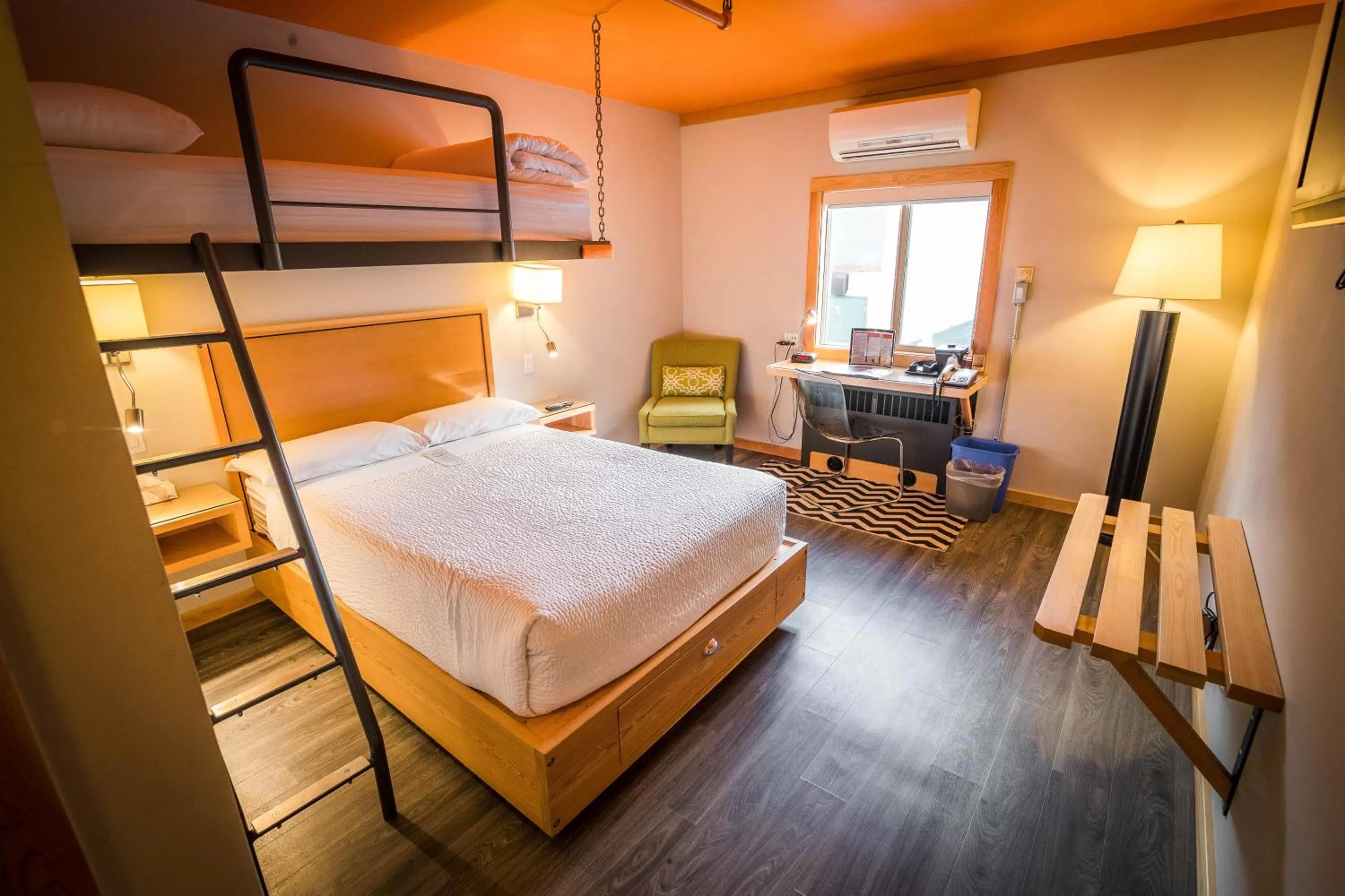 Photo of the whole room, Bed in Adventure Hotel