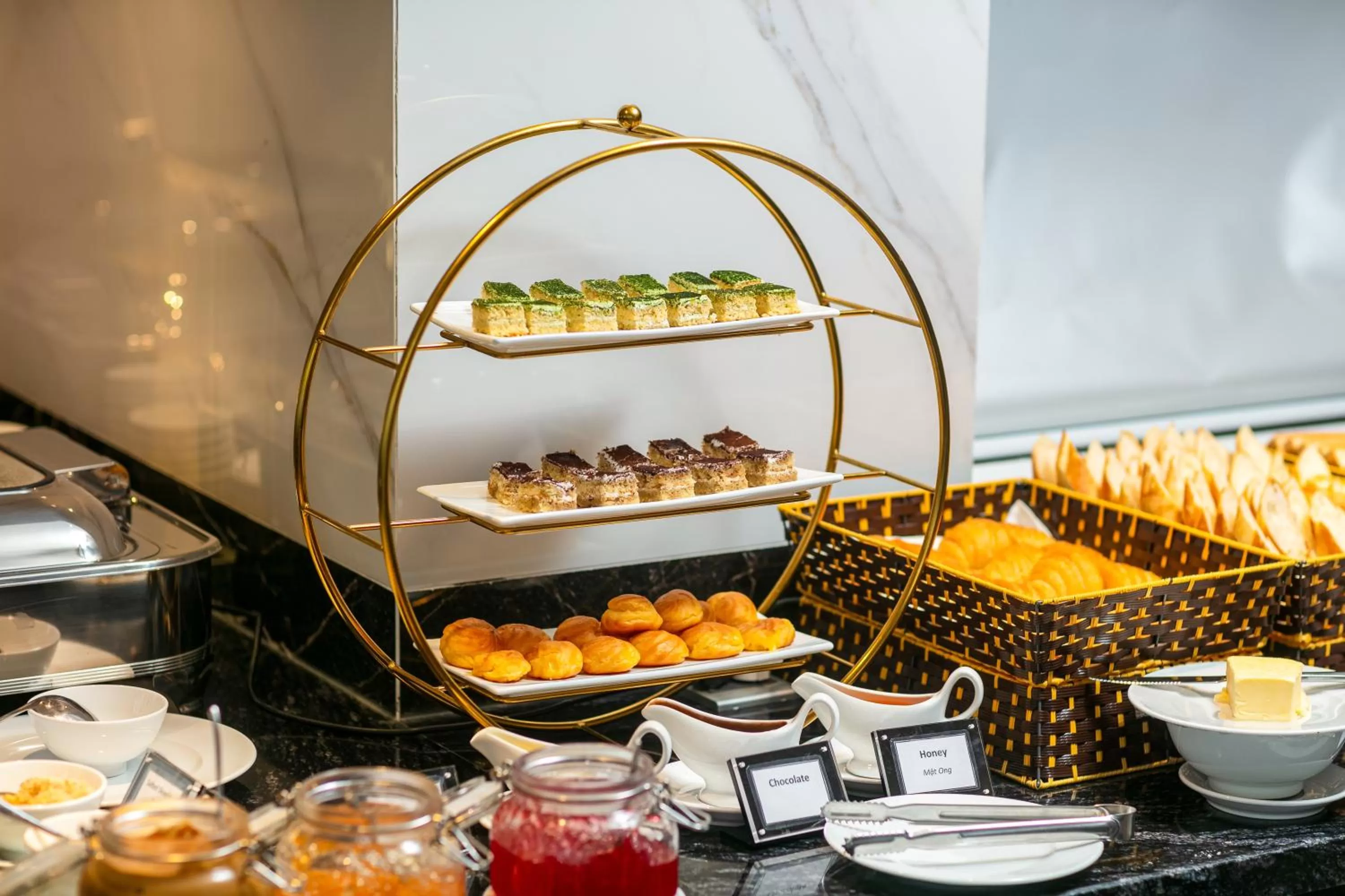 Buffet breakfast in MAY DE VILLE Lakeside Hotel