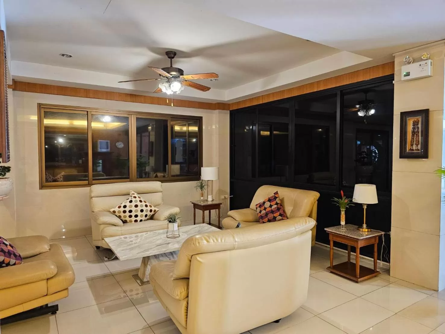 Seating area in Dynasty Inn