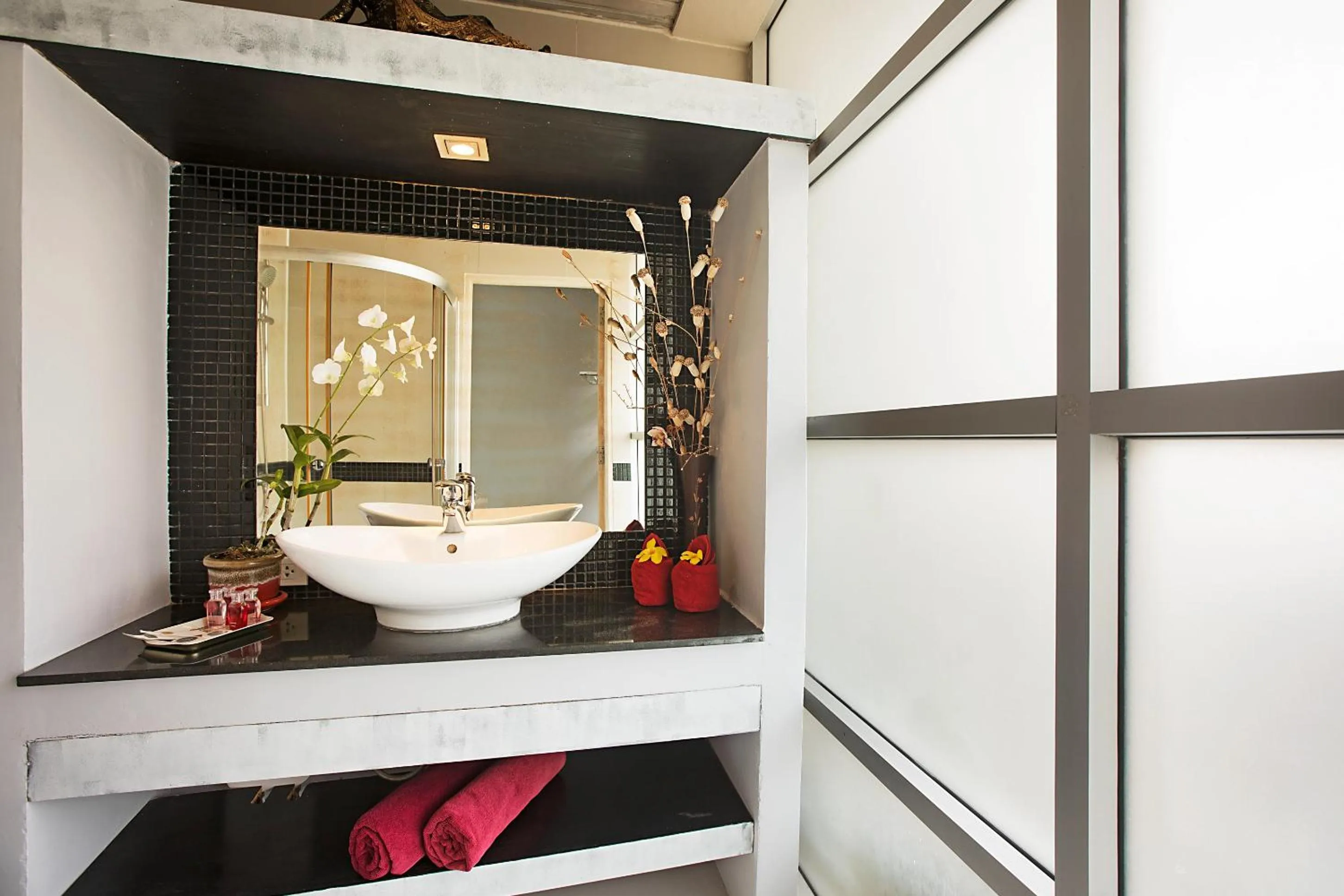 Shower in Enjoy Beach