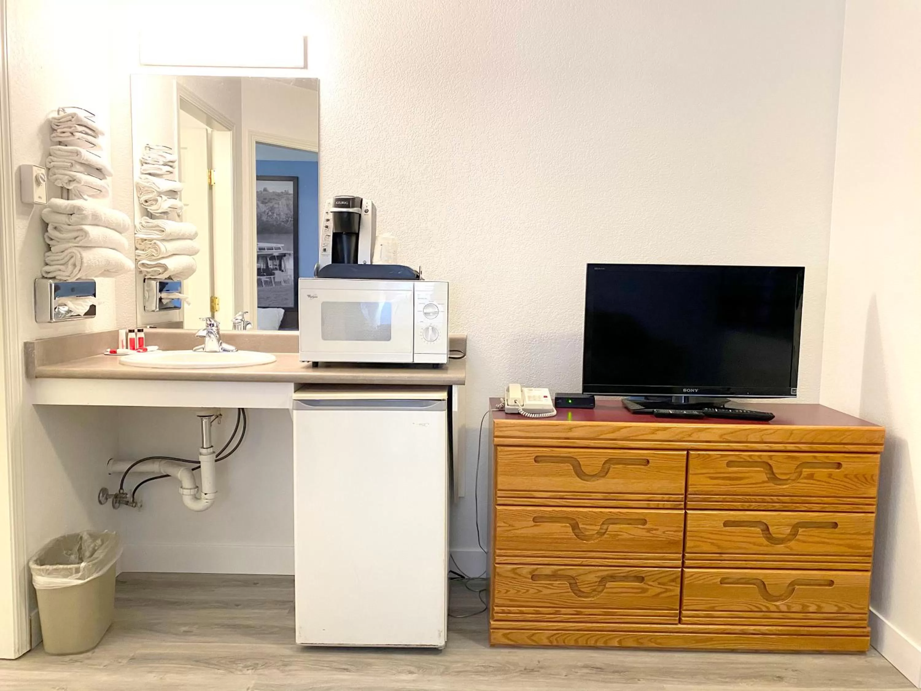 Super 8 by Wyndham Sicamous