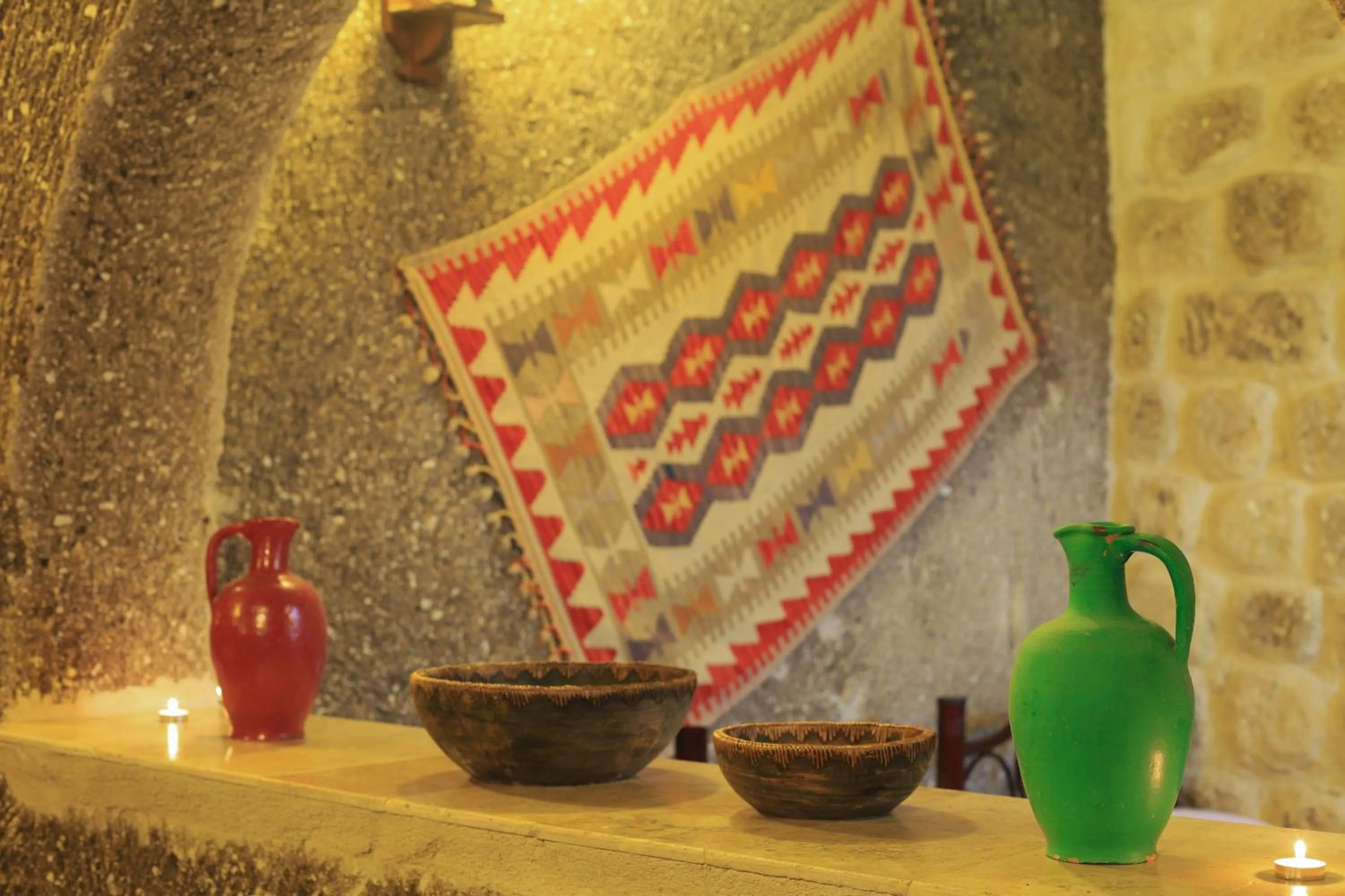 Massage in Antique Terrace Cave Suites