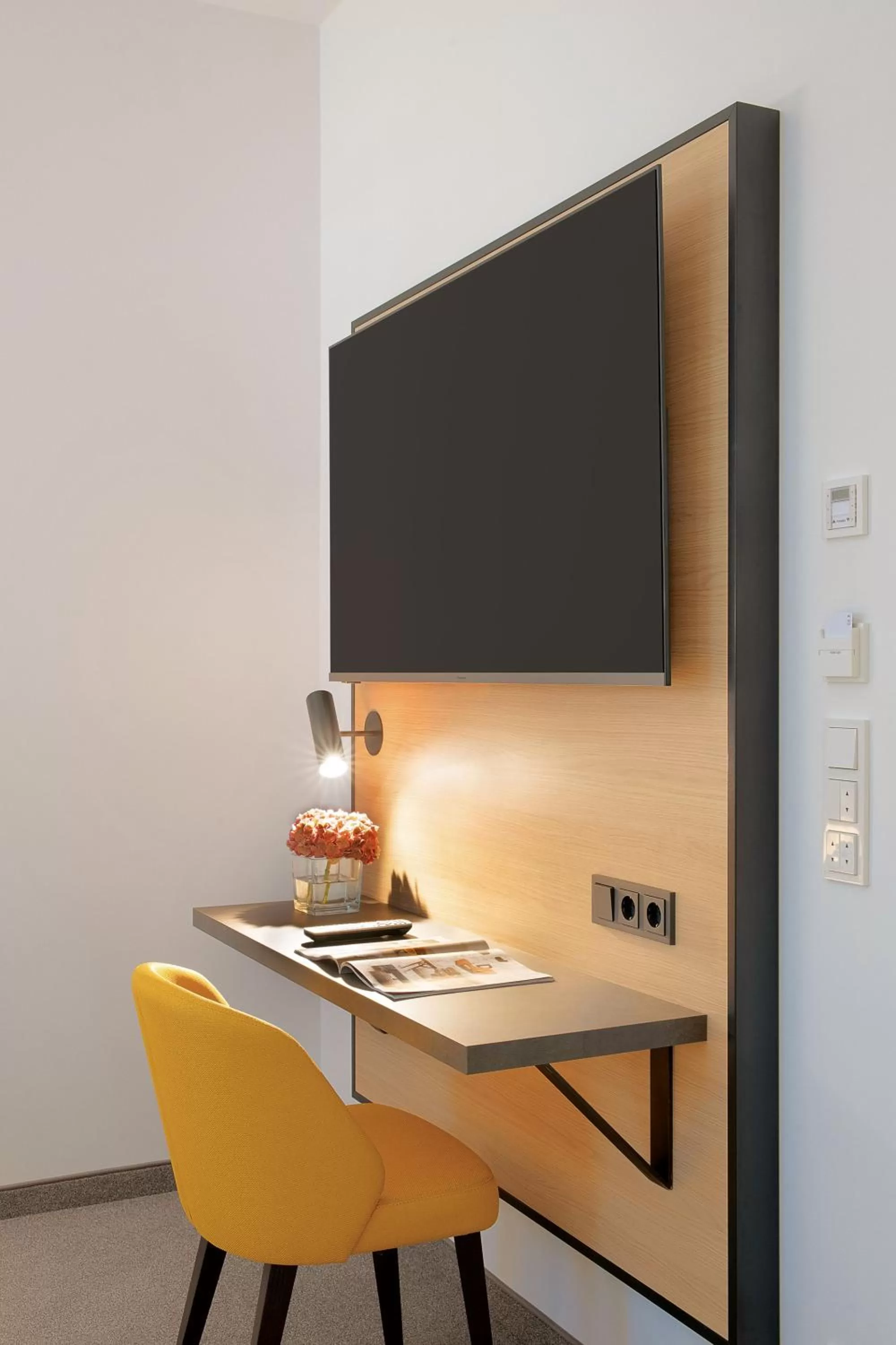 TV and multimedia in Stadthotel Oberndorf