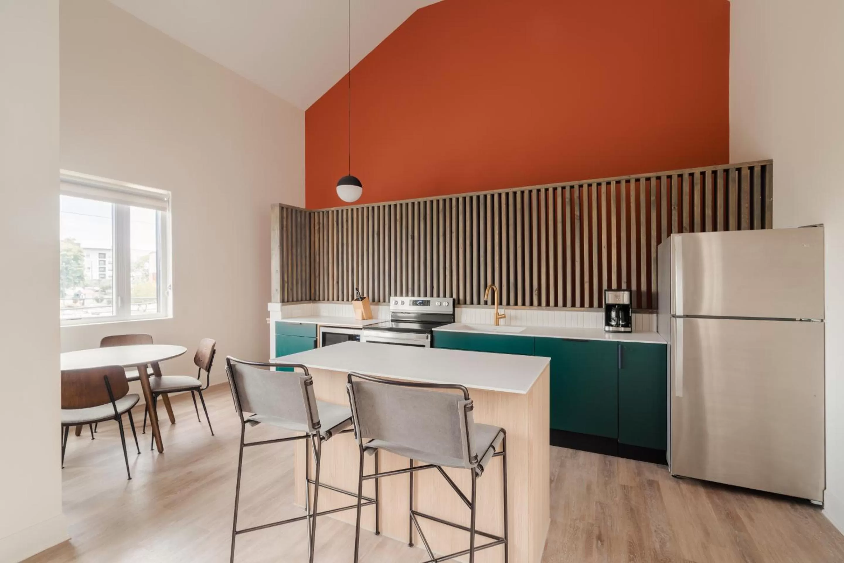 Kitchen/Kitchenette in Sonder The Verse