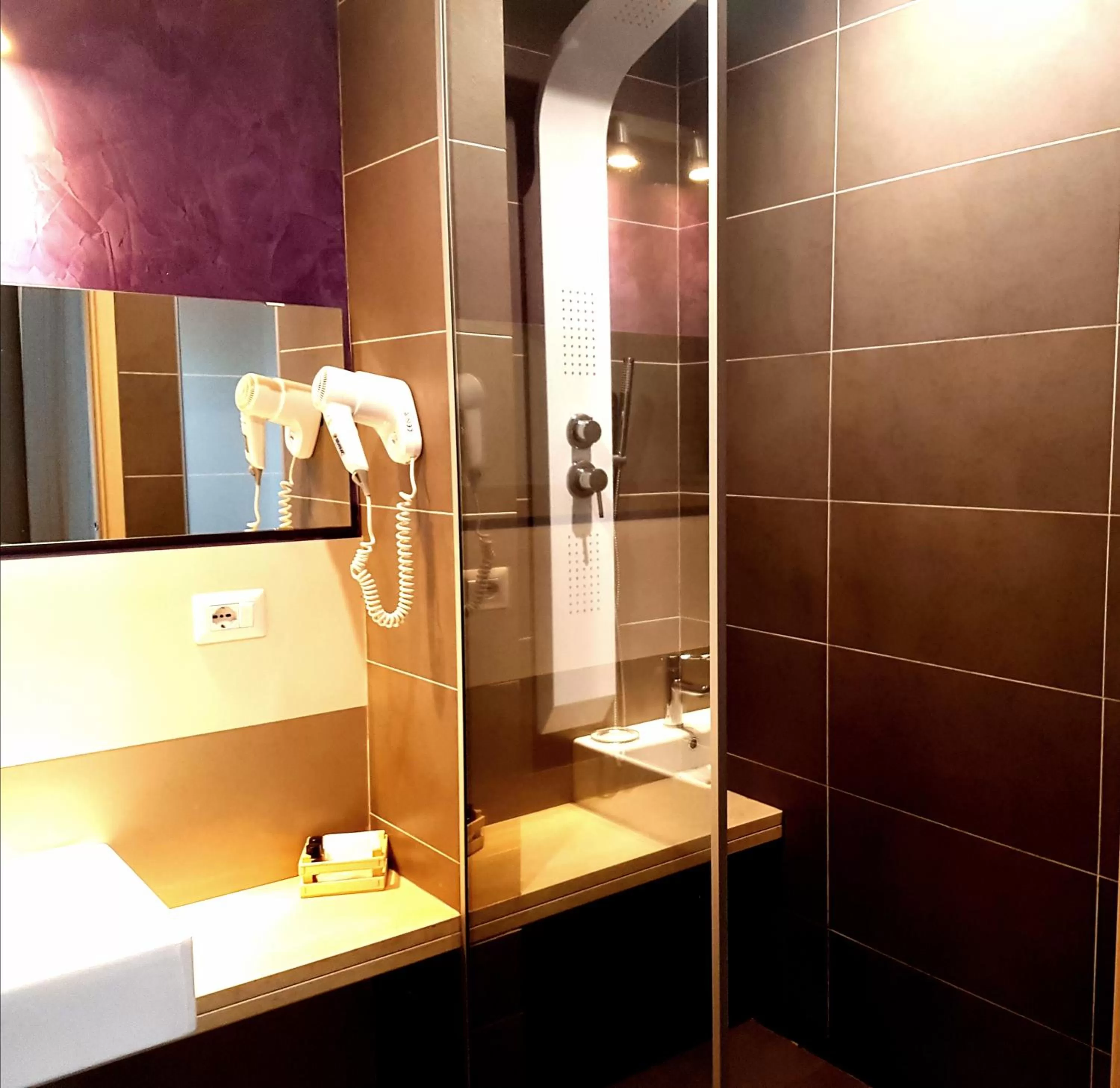 Other in Ottomood Ala Ovest Catania Centro