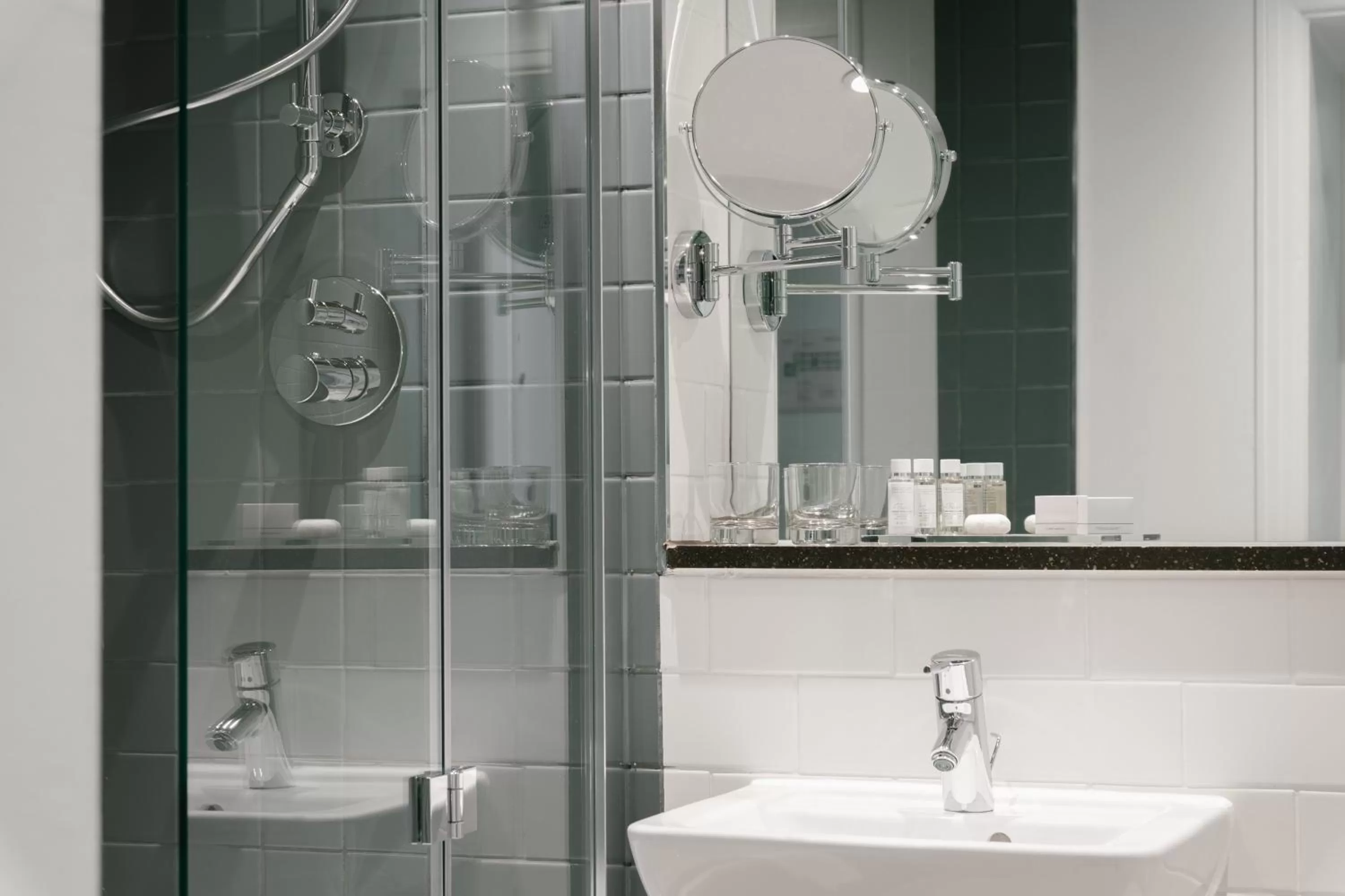 Bathroom in voco Grand Central Glasgow by IHG