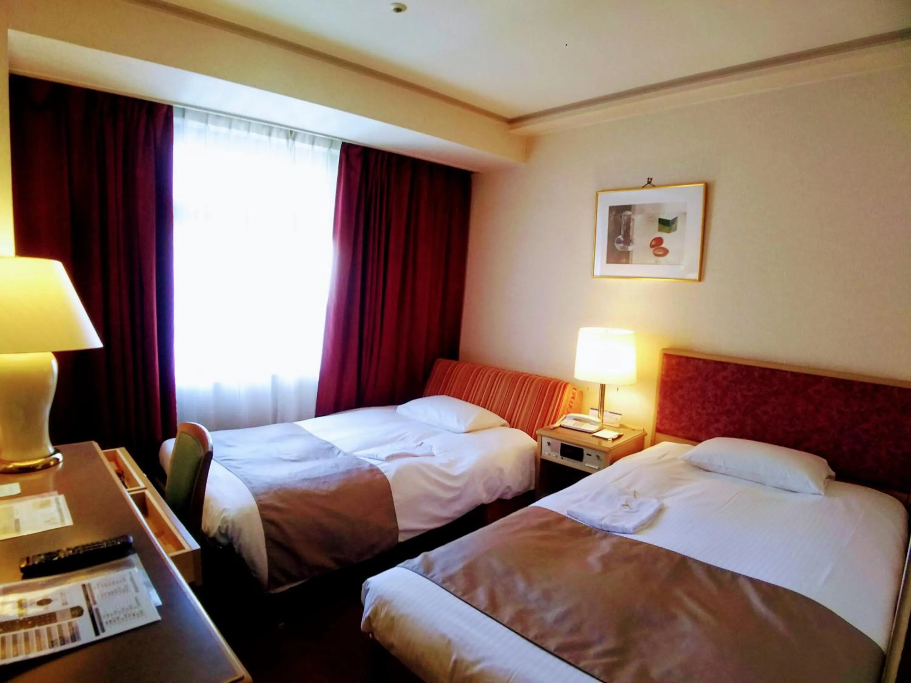 Bedroom, Bed in Tokyo Grand Hotel