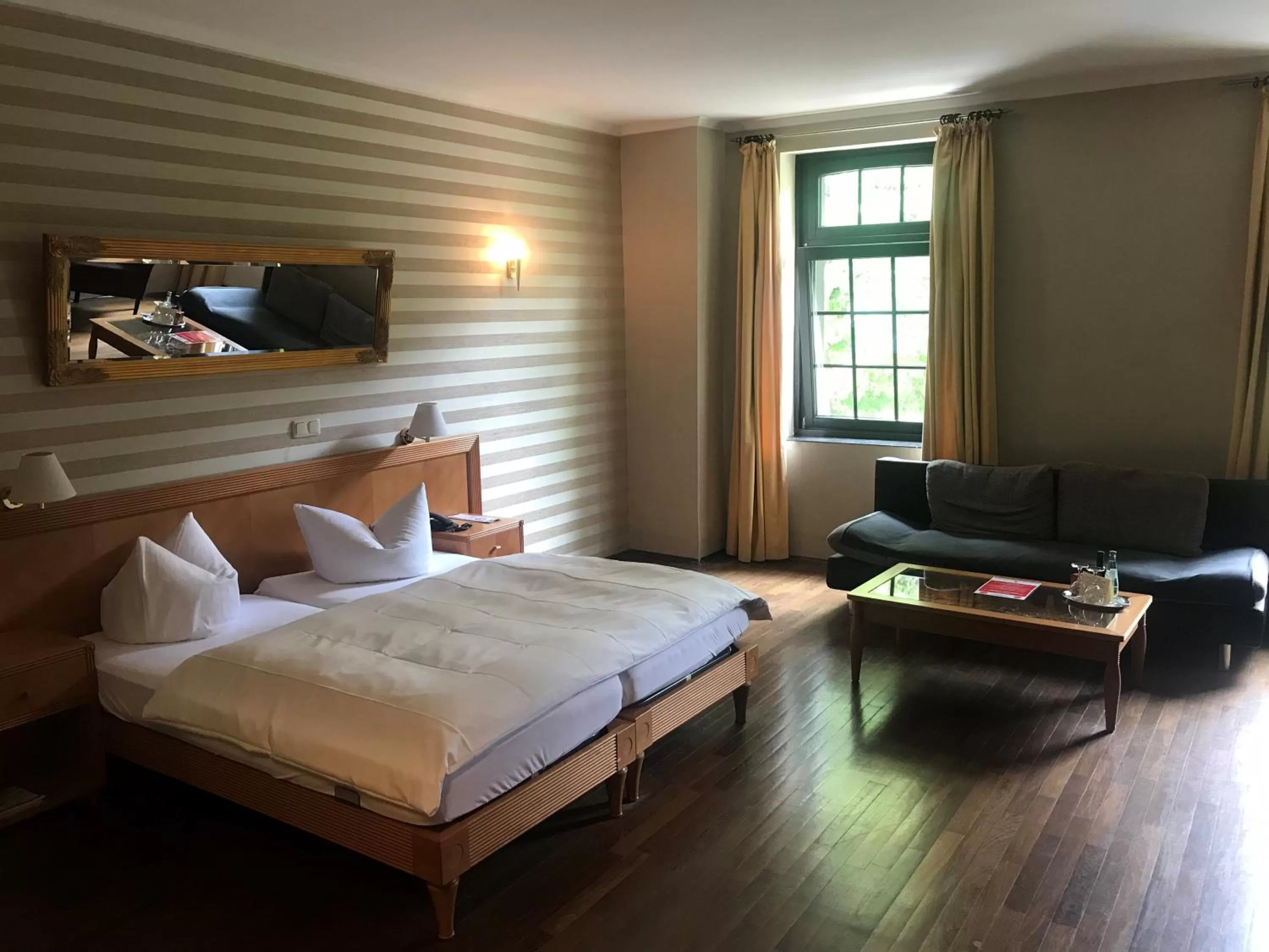 Bed in Burg Wegberg Hotel & Eventlocation