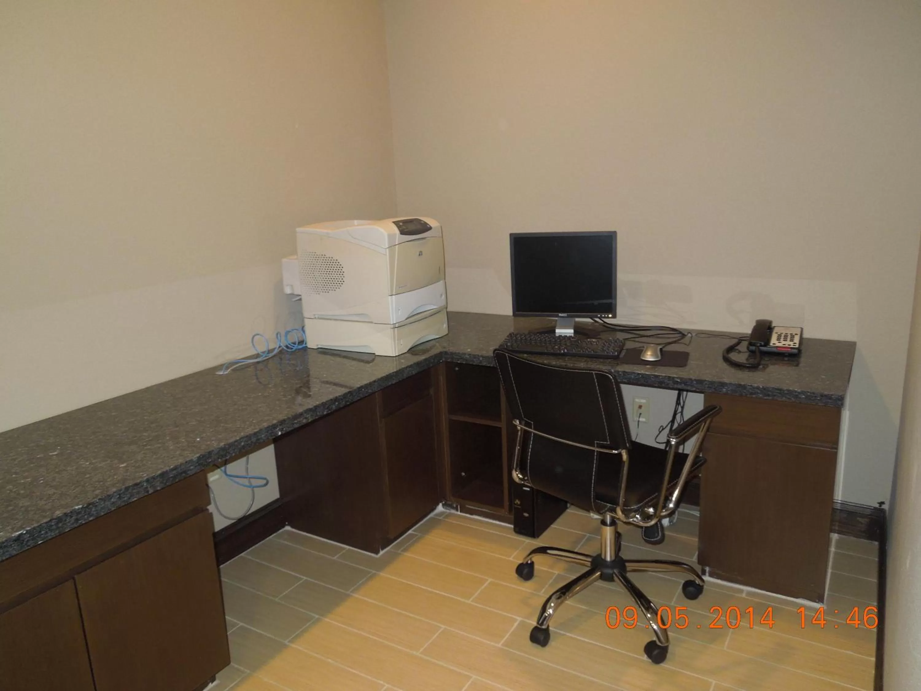 Business facilities in Super 8 by Wyndham Hershey Chocolate Avenue