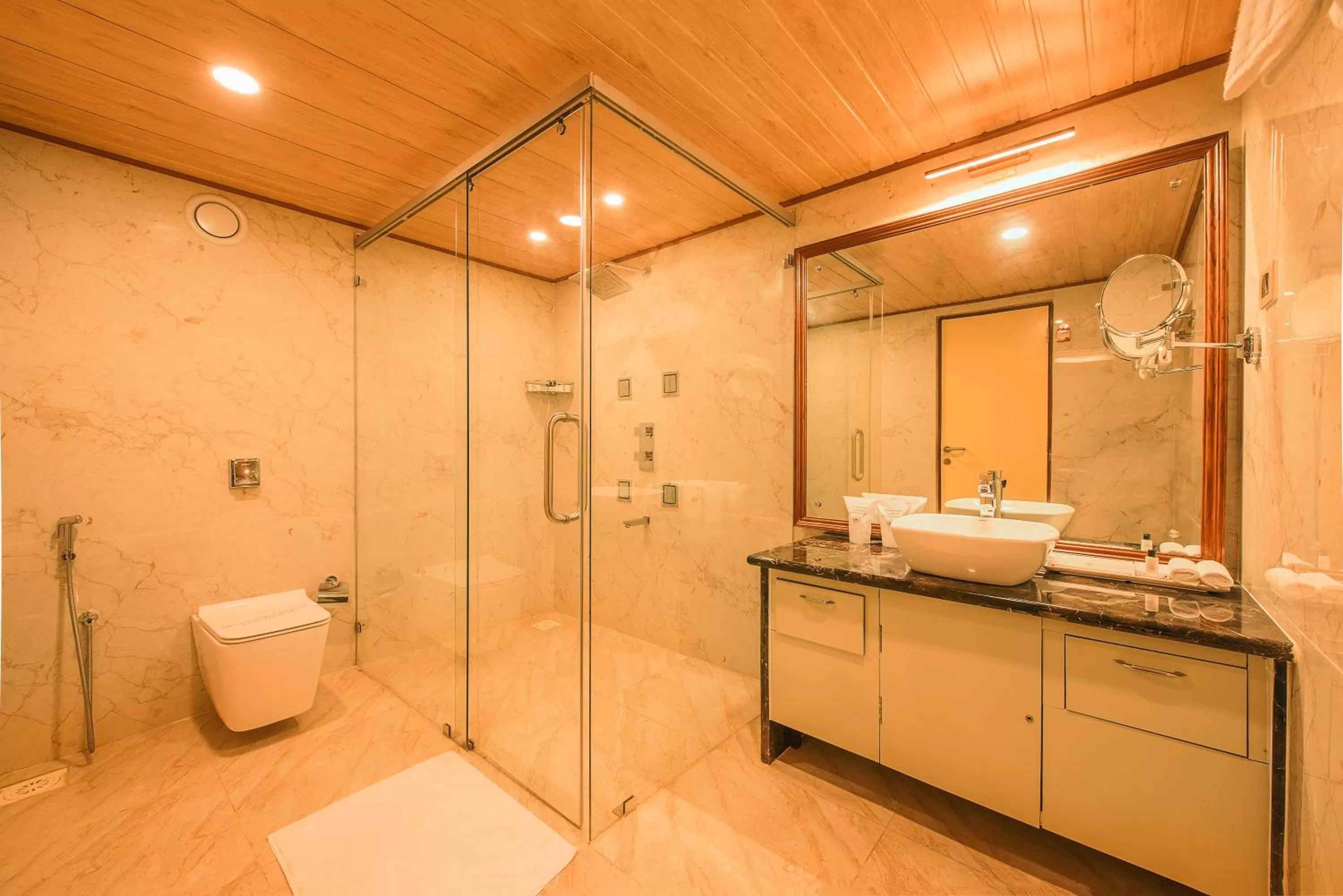 Bathroom in White Lotus Hotel