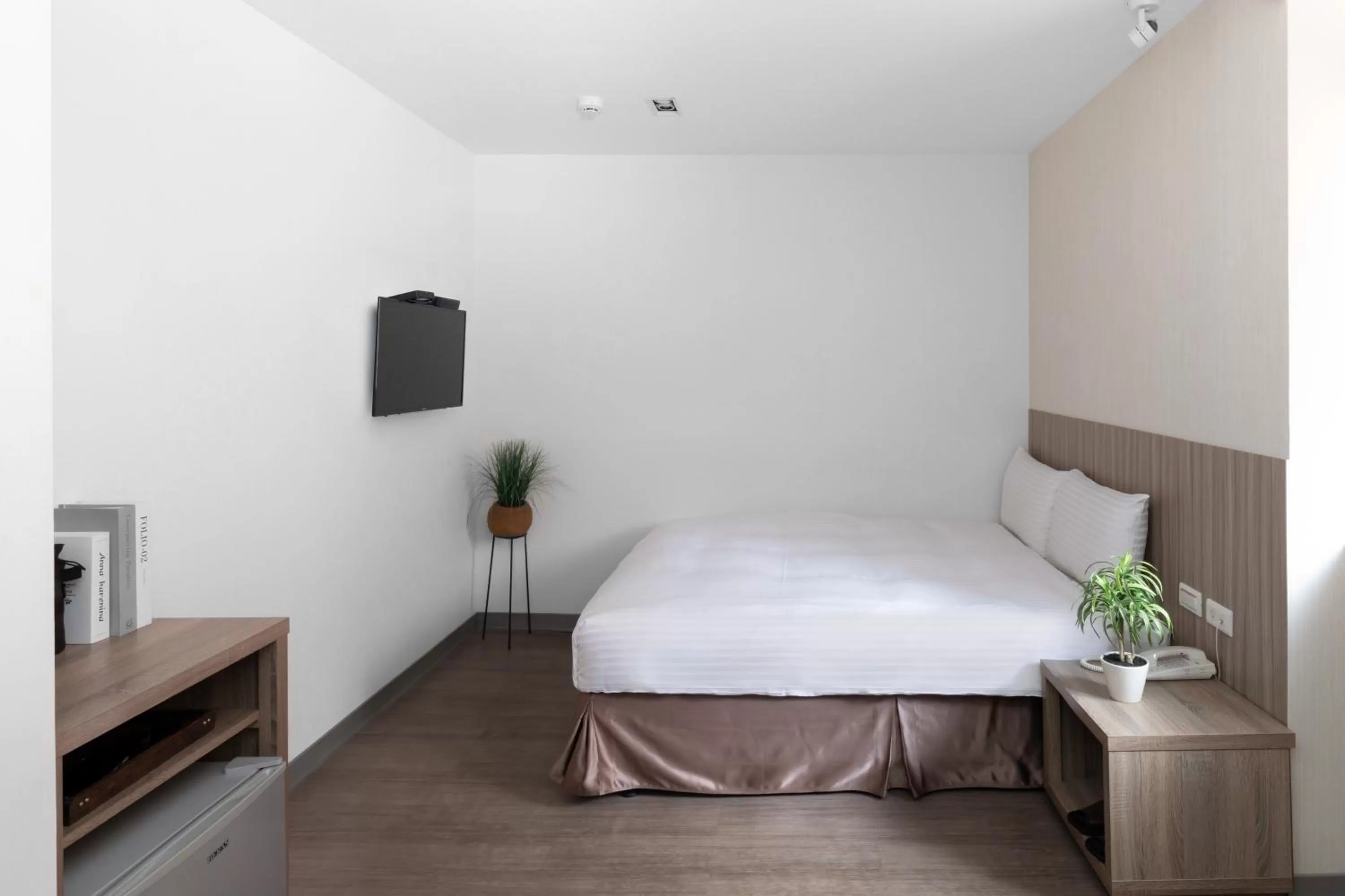 Photo of the whole room, Bed in Hotel Brown - Chihkan Branch