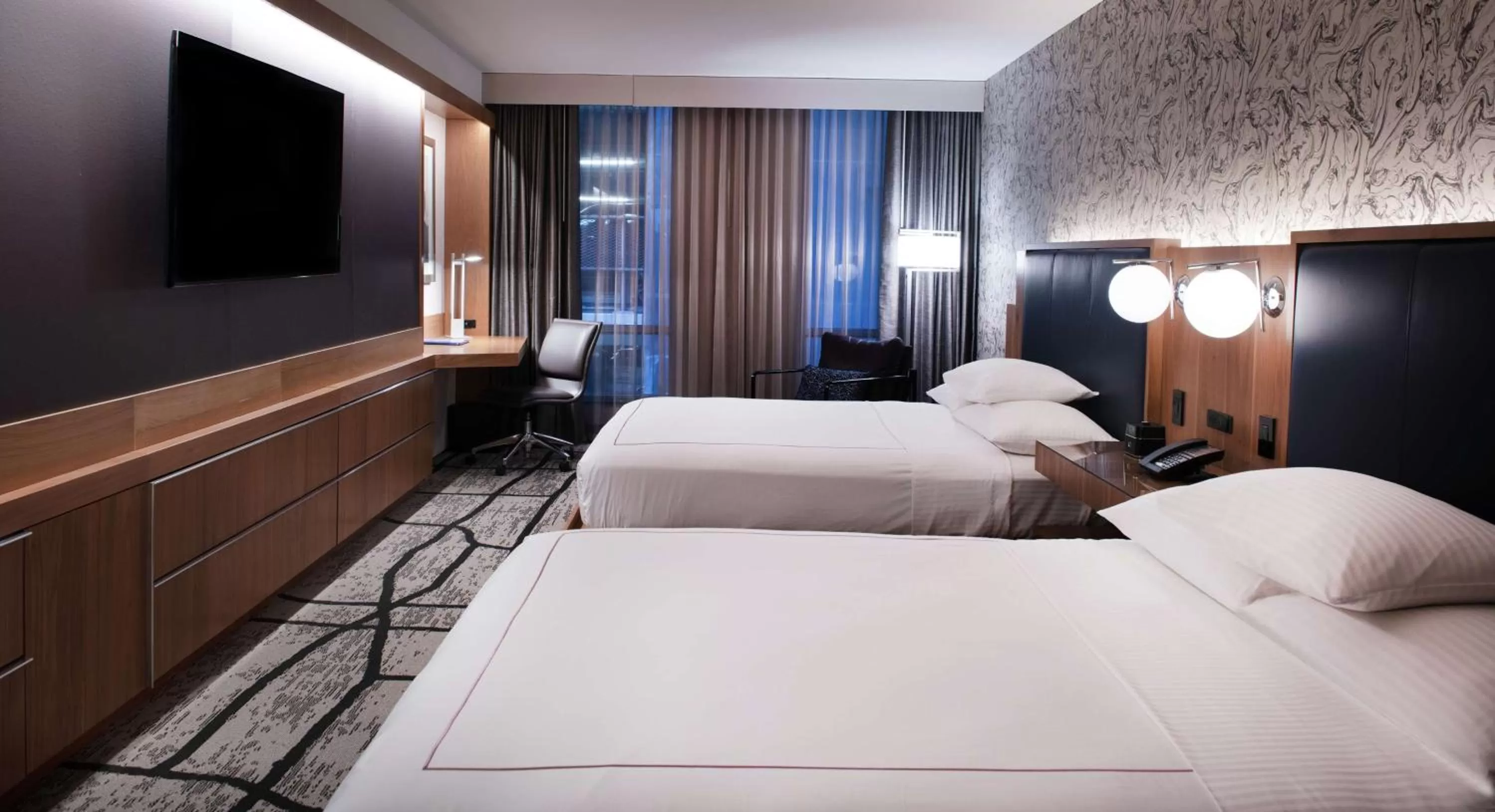 Photo of the whole room, Bed in The Charter Hotel Seattle, Curio Collection By Hilton