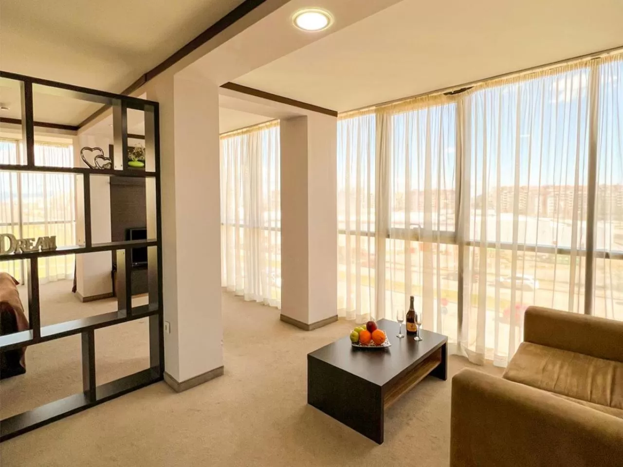 Living room, Bed in Hotel Dream