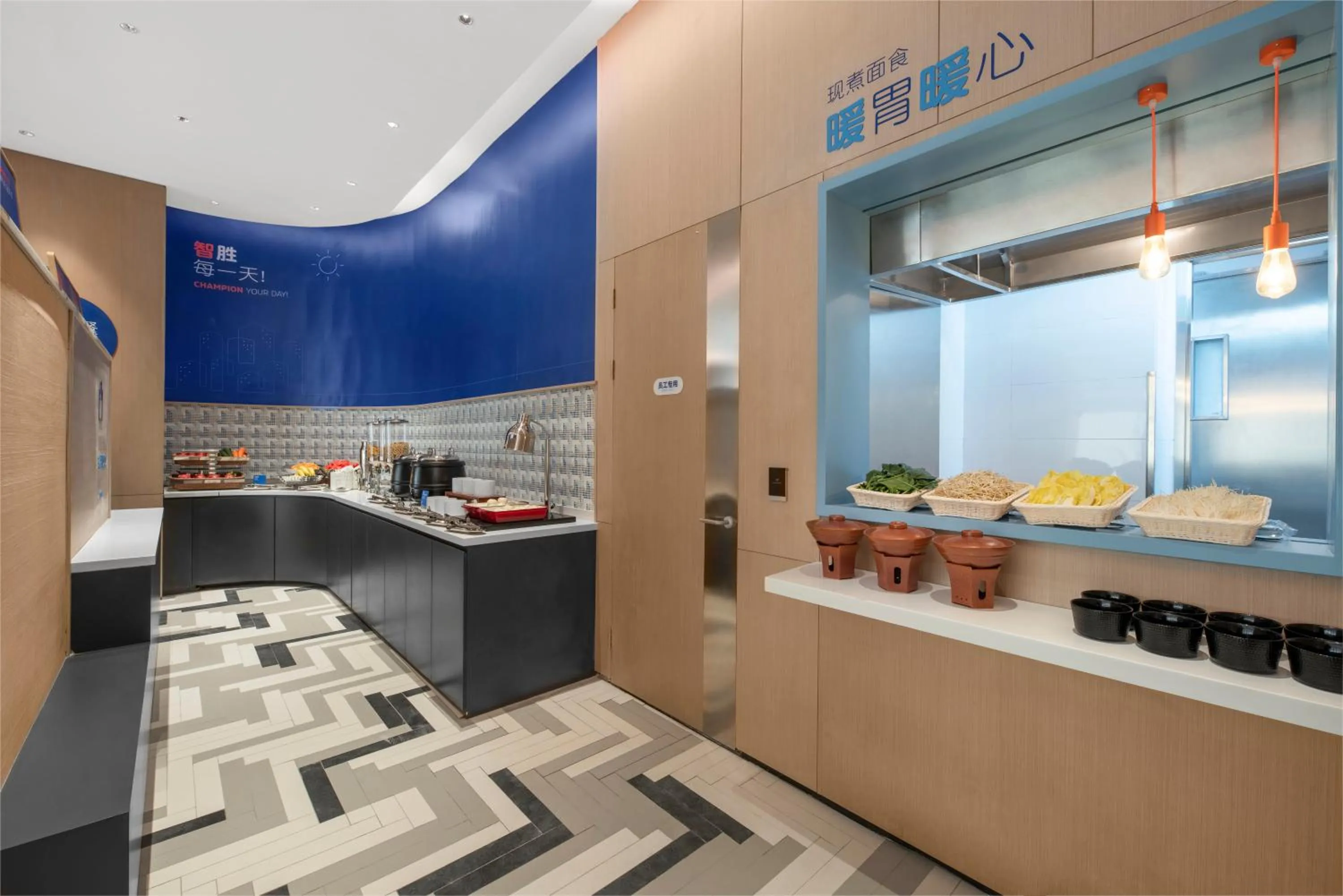 Food and drinks in Holiday Inn Express Nantong North Gateway by IHG