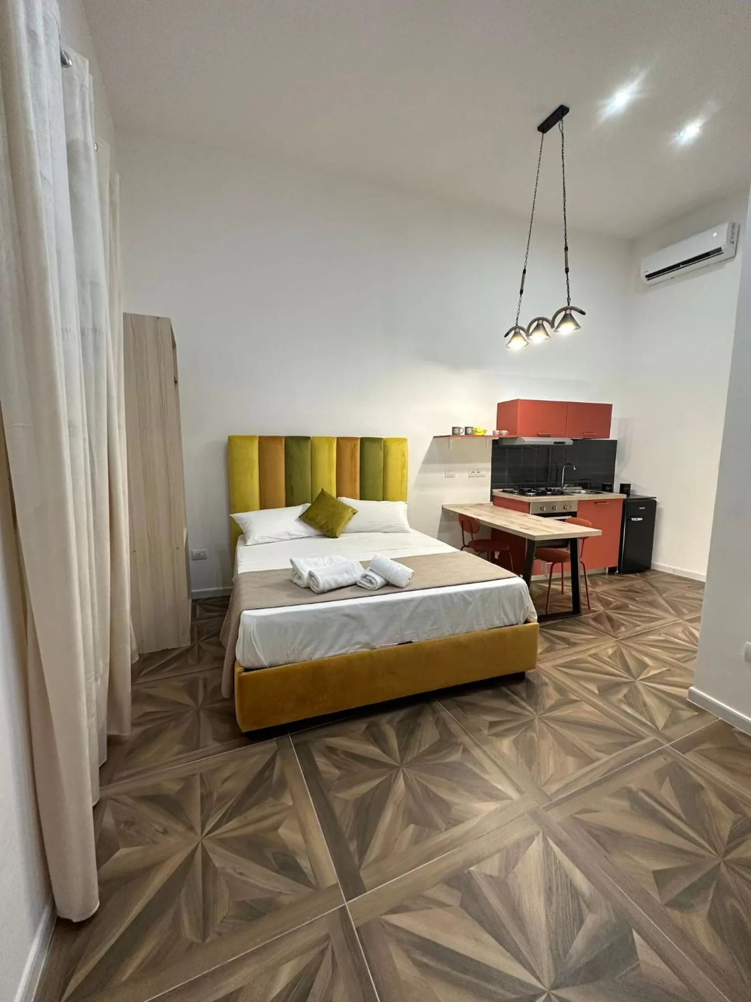 Bed in San Ferdinando suite room