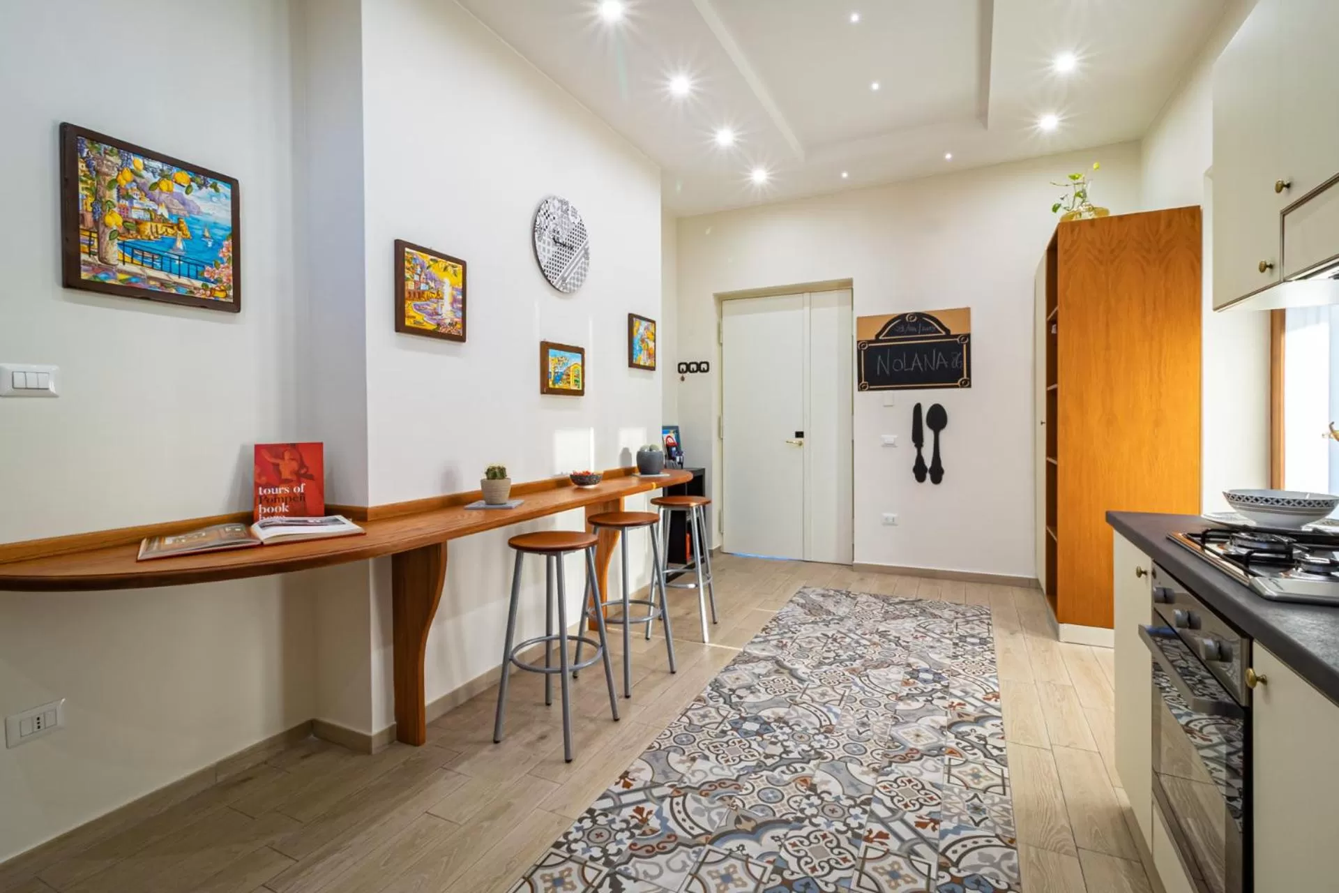 TV and multimedia in Nolana '86