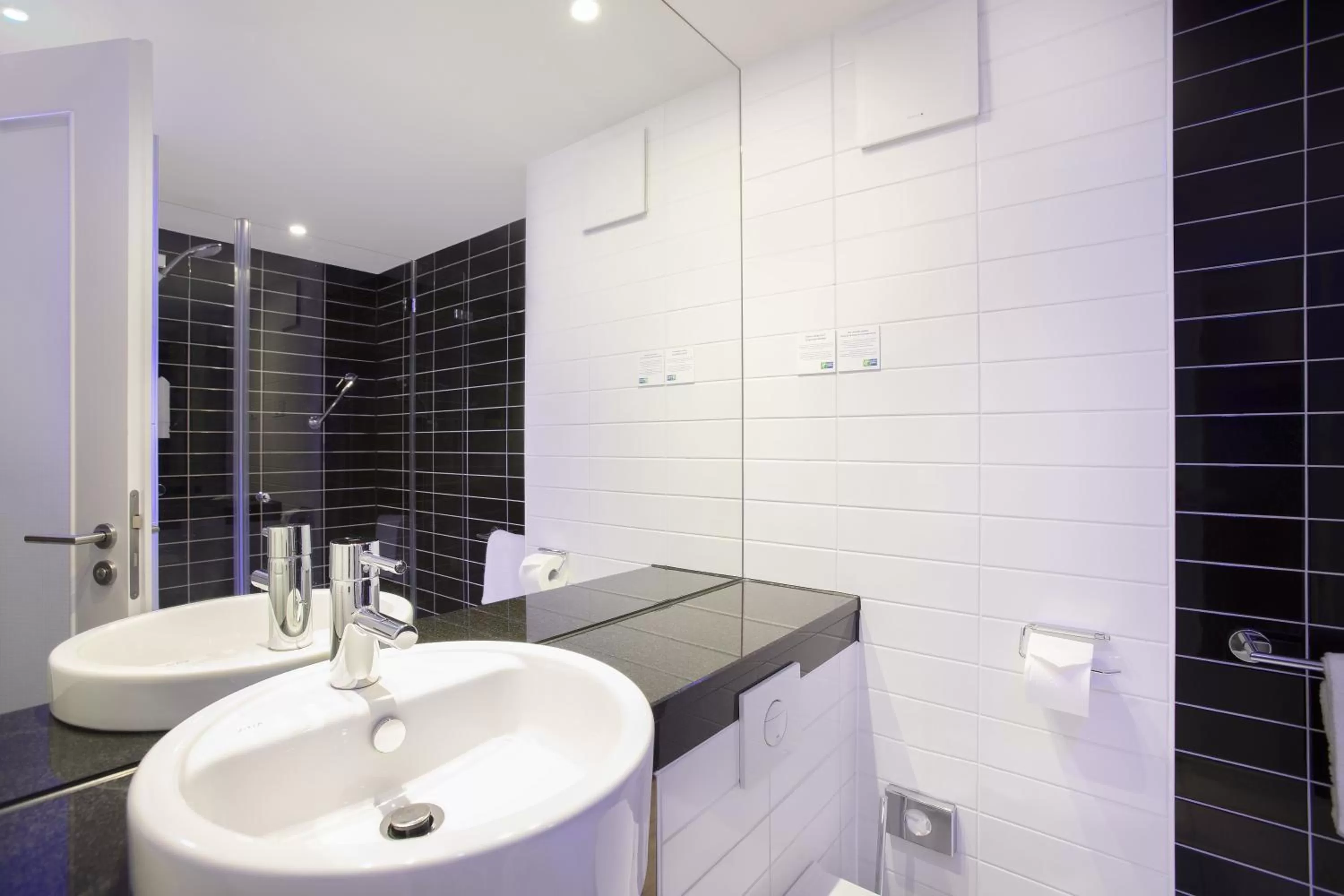 Bathroom in Holiday Inn Express Neunkirchen by IHG