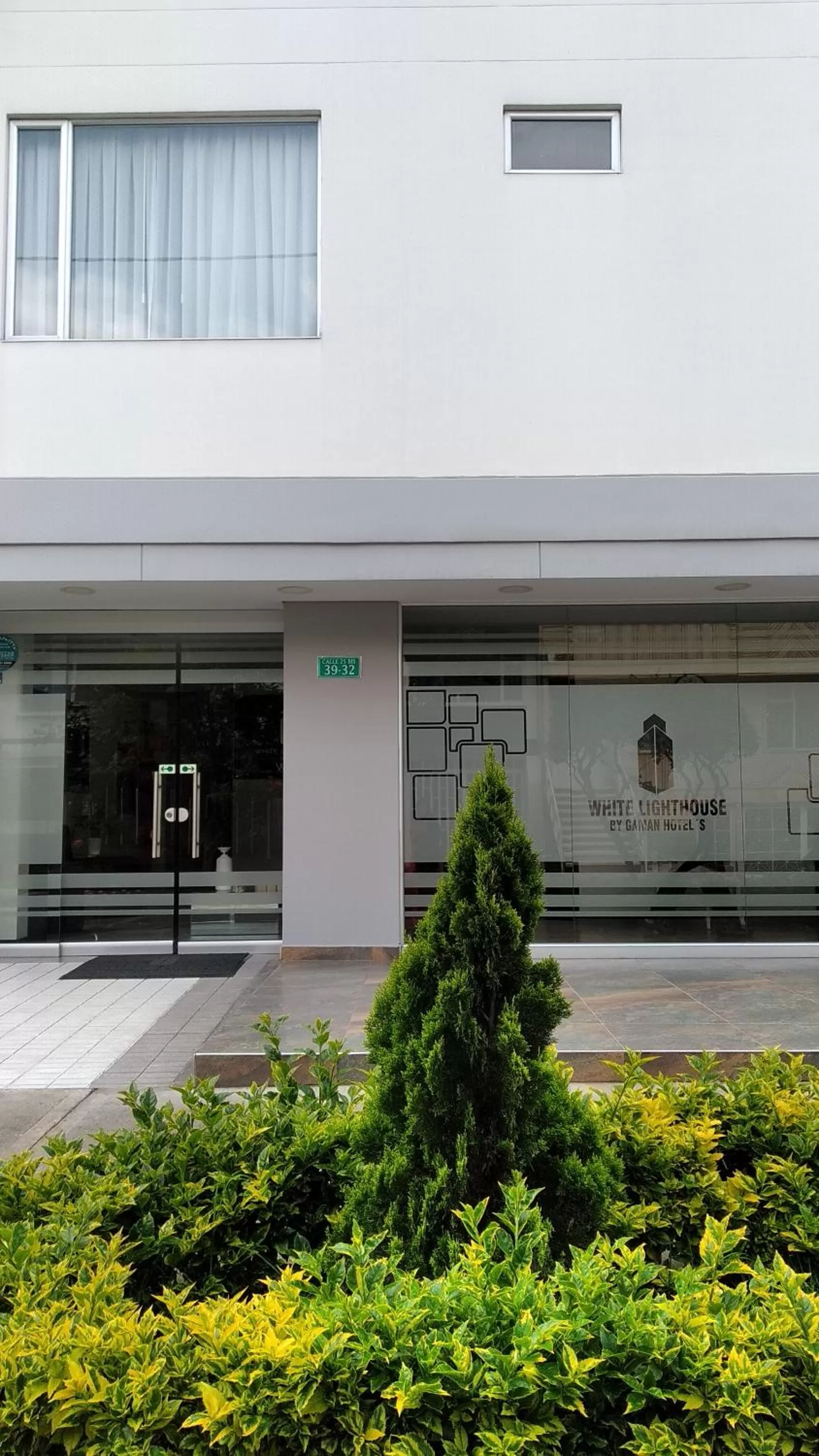 Facade/entrance in Hotel WLH Silver Bogota - White Lighthouse