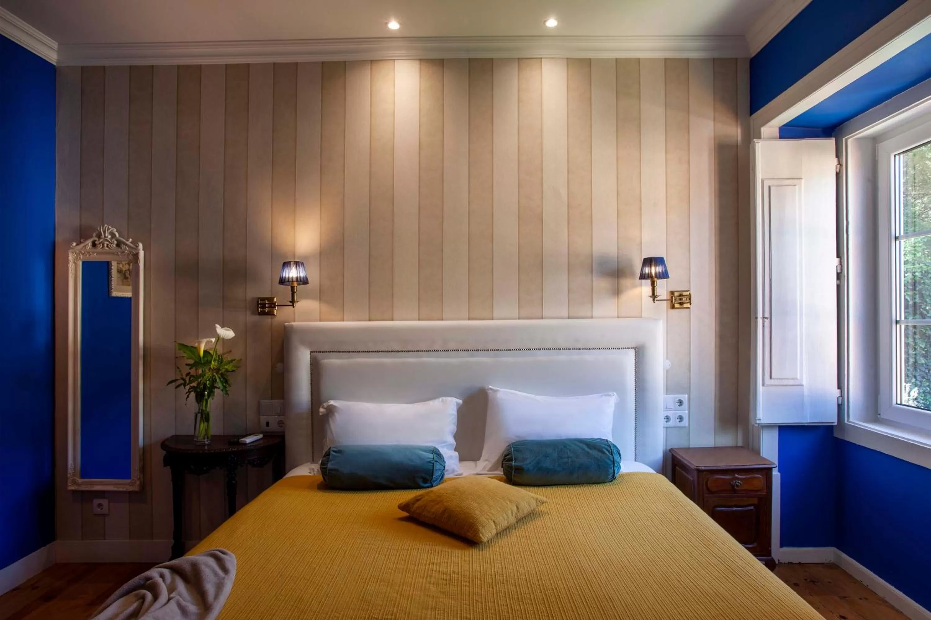 Bedroom, Bed in Palácio de Sintra Boutique House