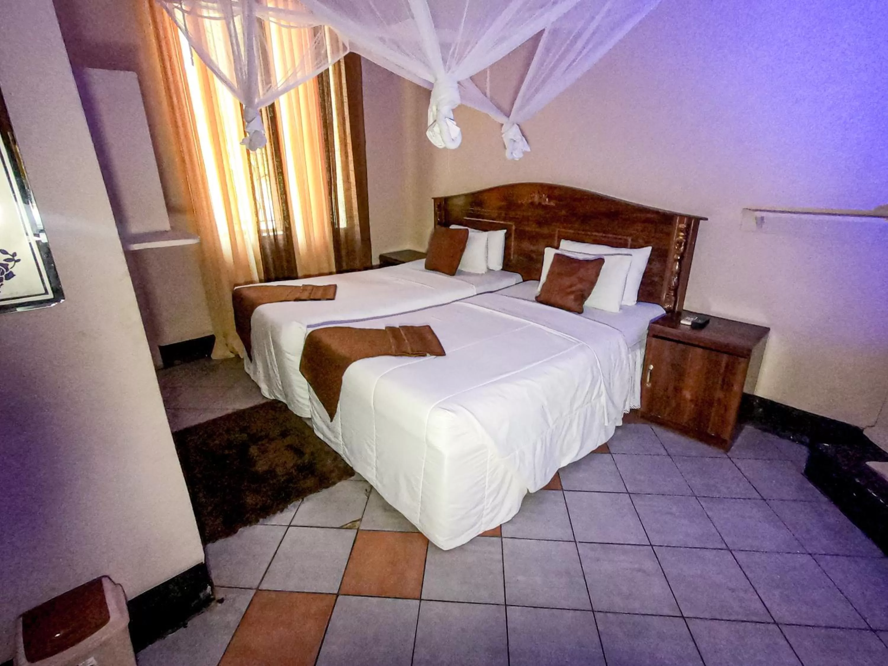 Bed in Golden Days Lodge