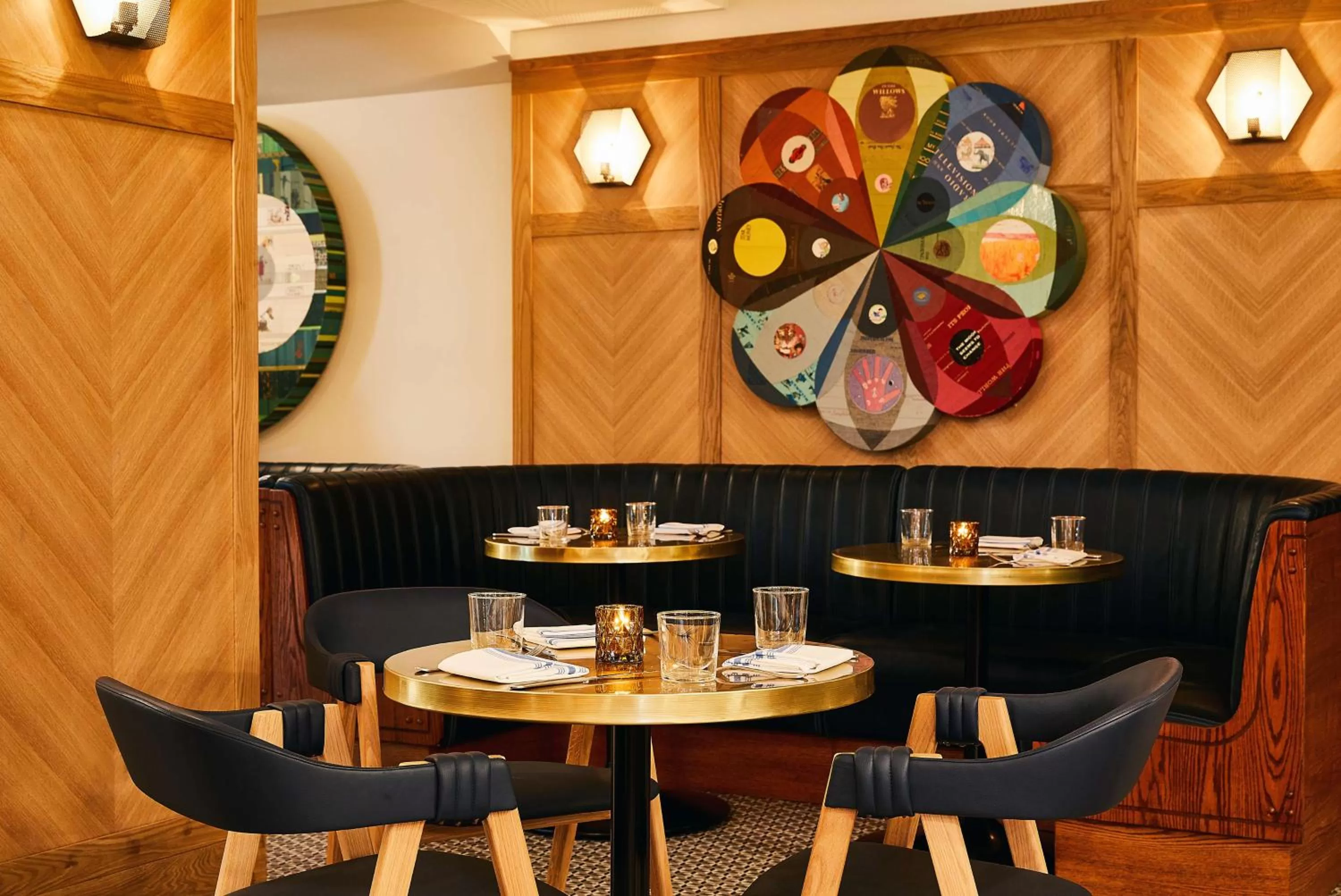 Restaurant/places to eat in Hotel Revival Baltimore