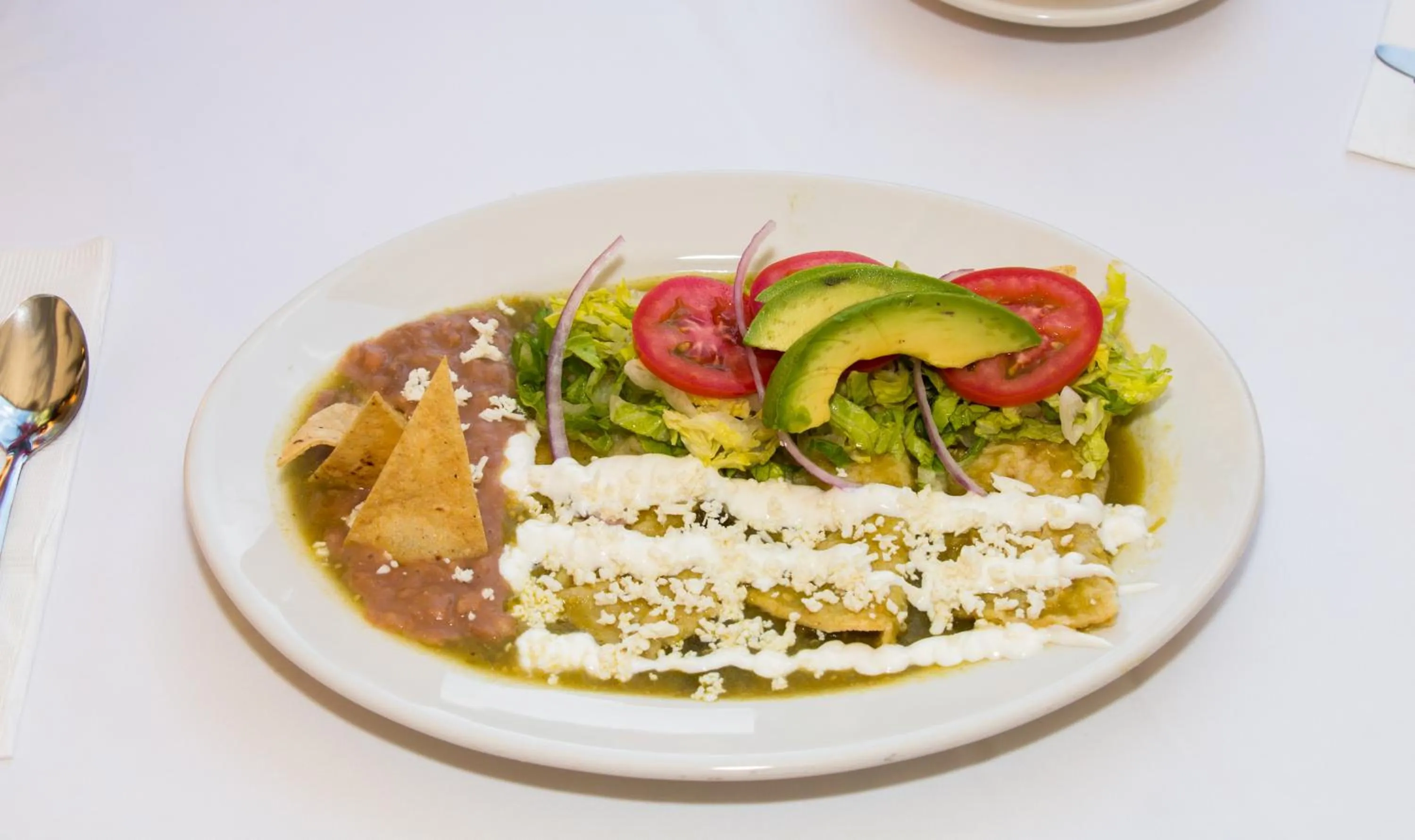 Restaurant/places to eat, Food in Villas Miramar