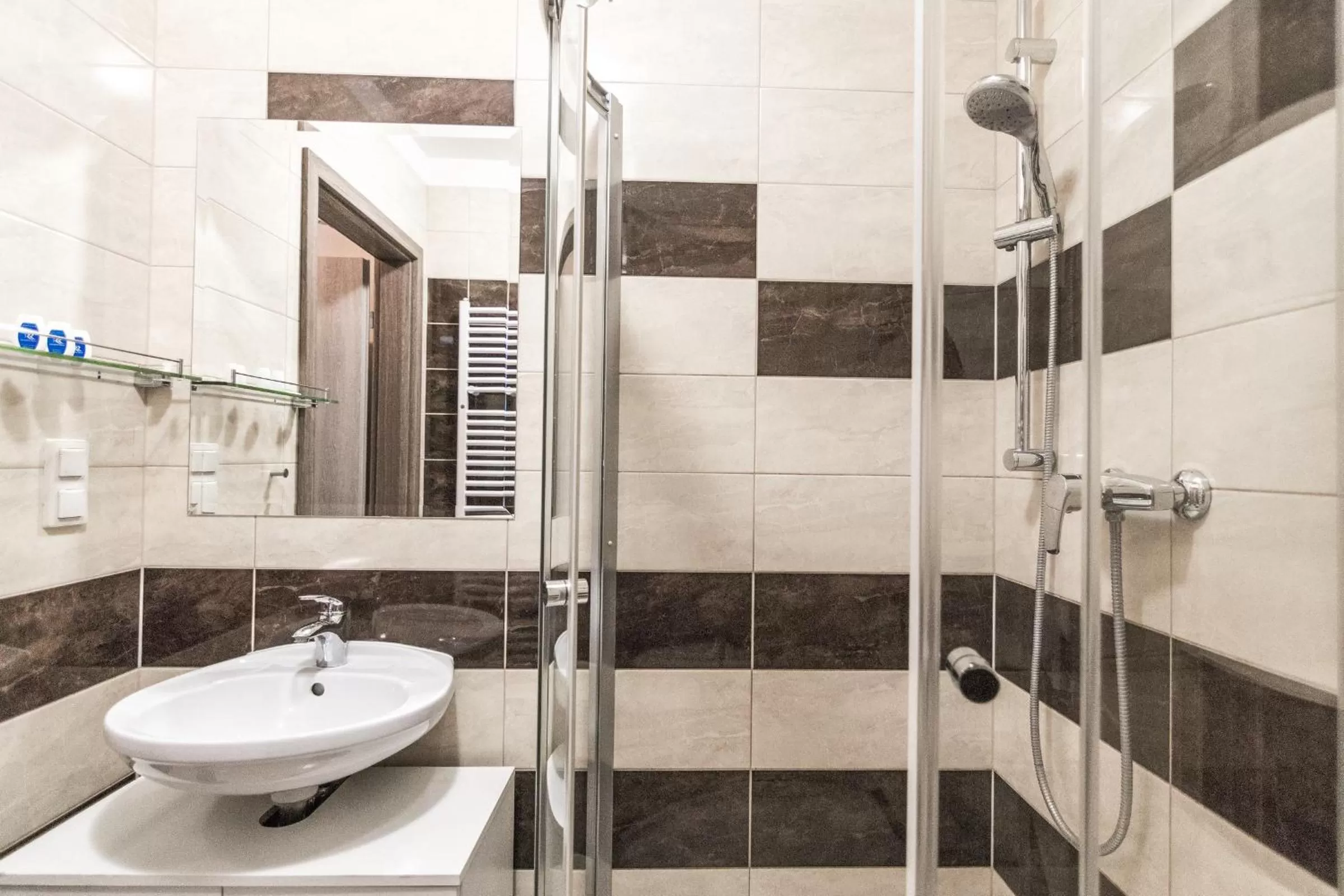 Bathroom in Resident Rene