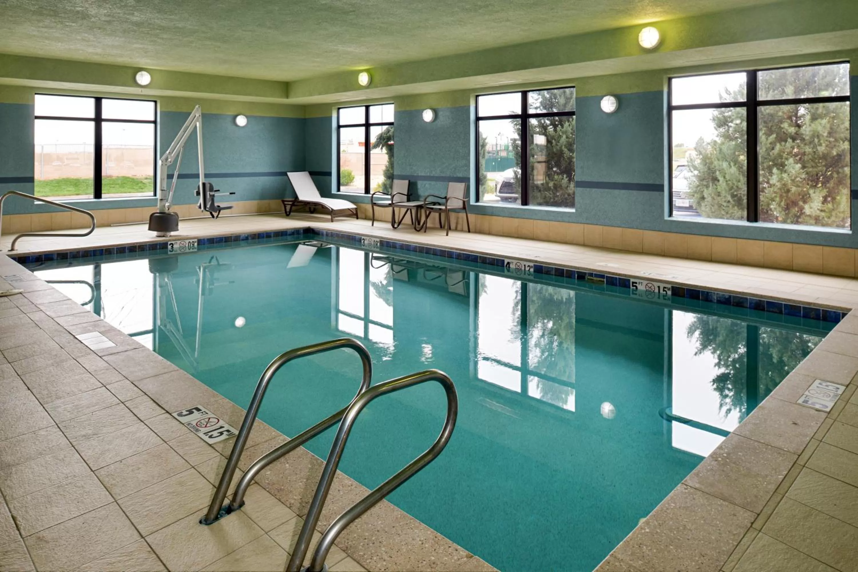 Swimming pool in Holiday Inn Express & Suites Pueblo by IHG
