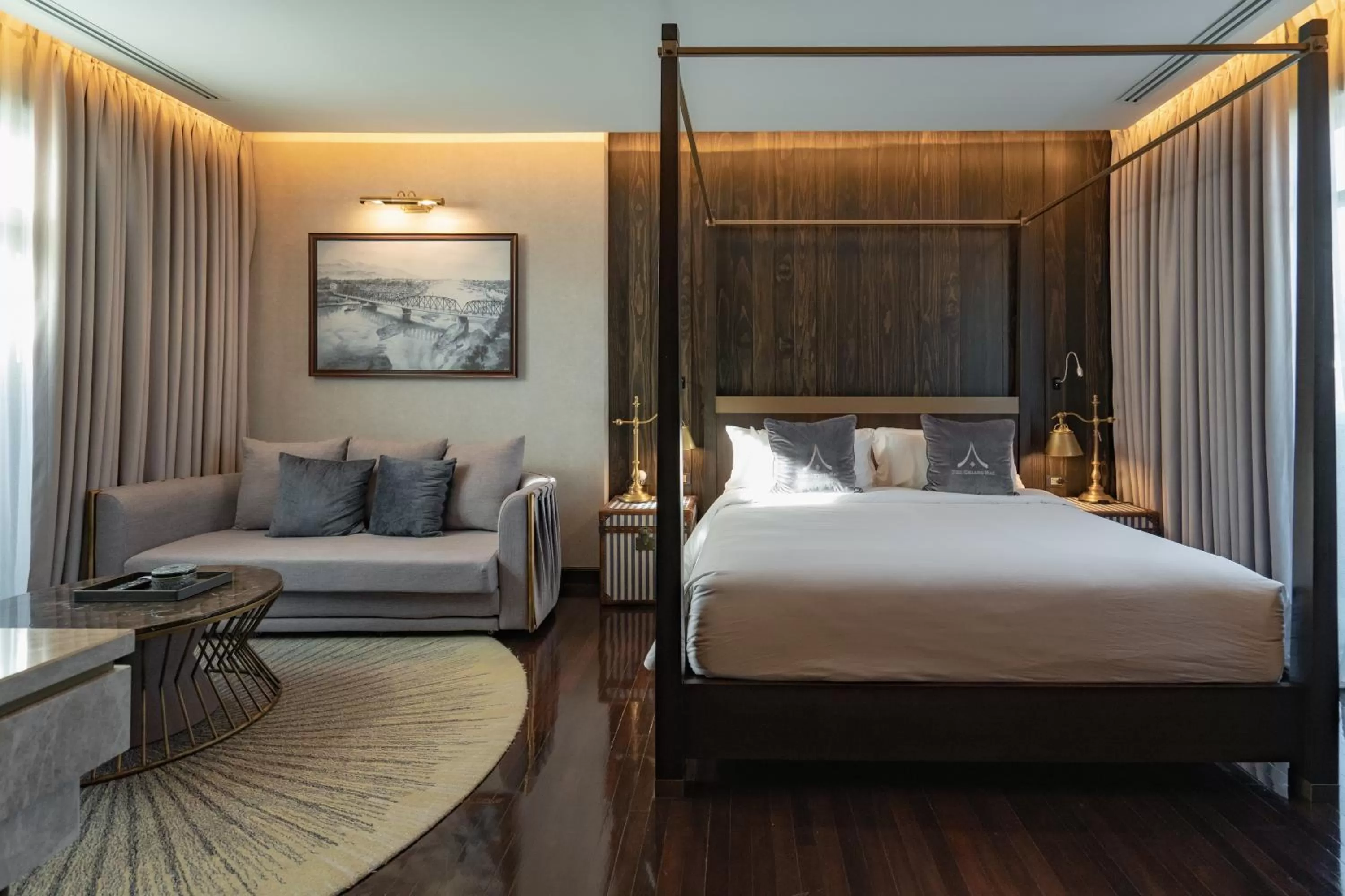 Property building, Bed in The Chiang Mai Old Town