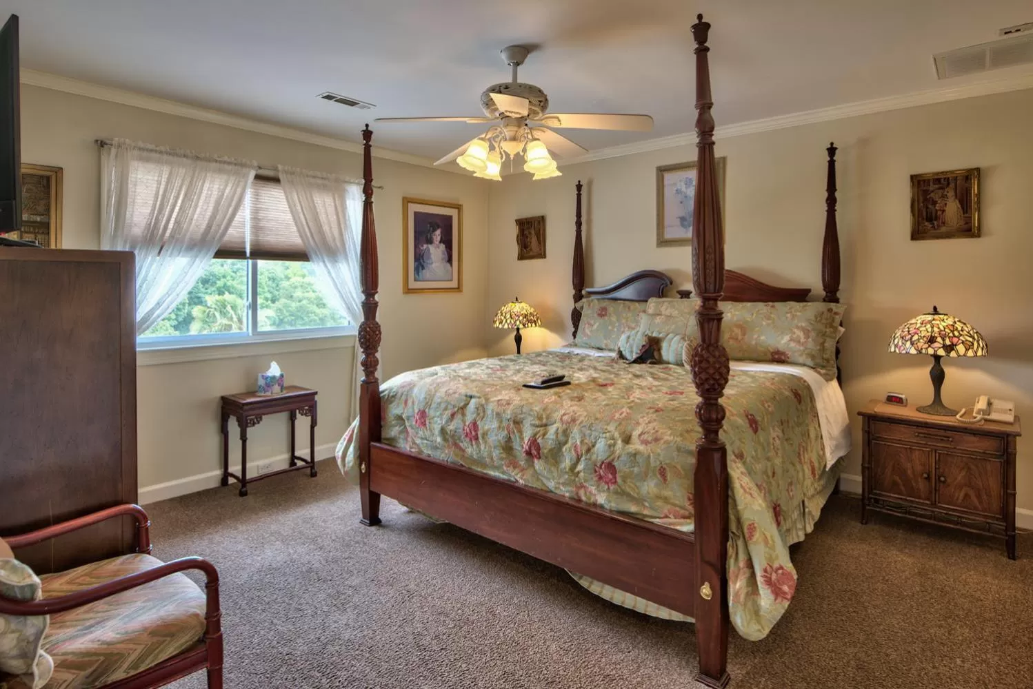 Bed in Southern Cross Guest Ranch