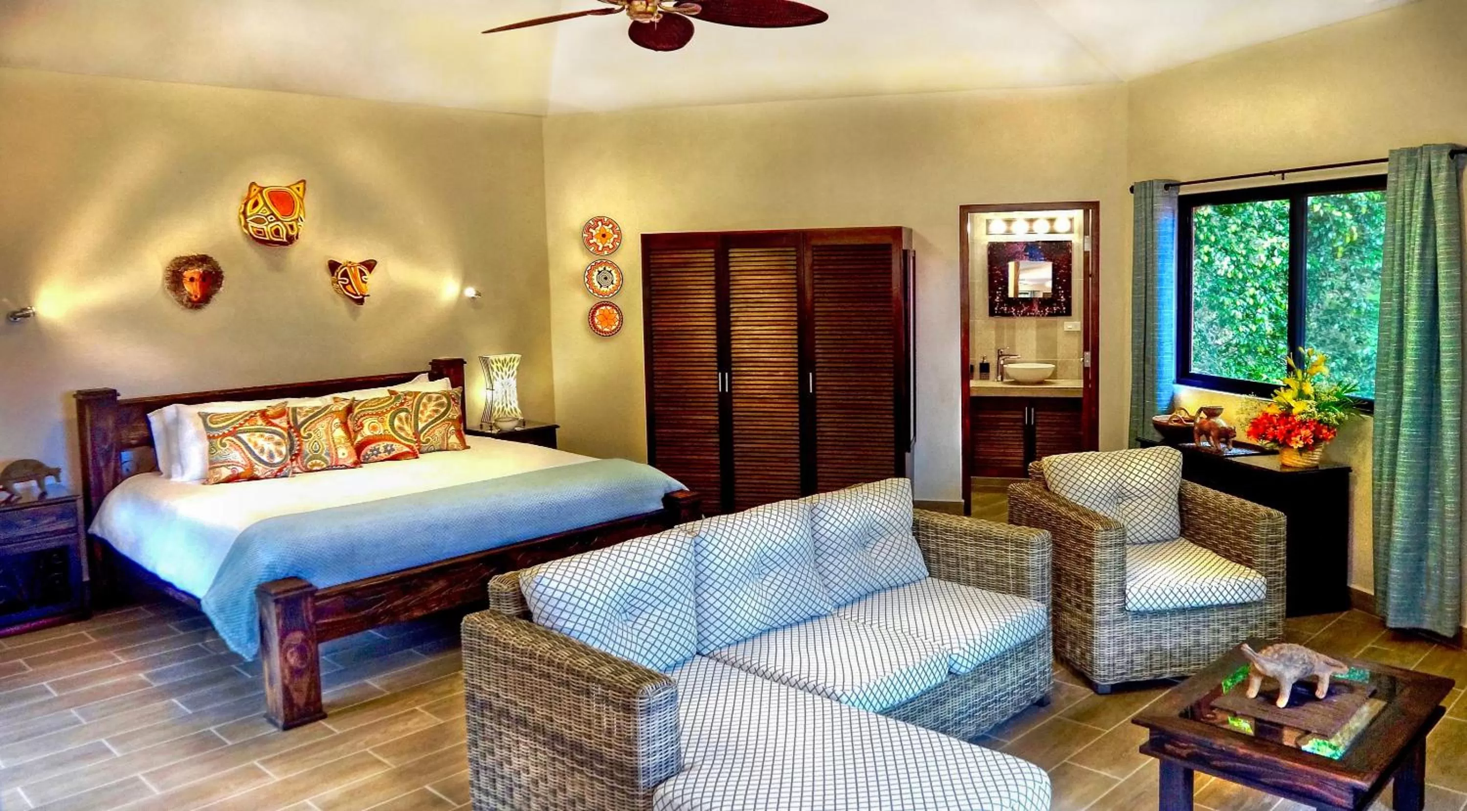 Patio, Bed in Boquete Garden Inn