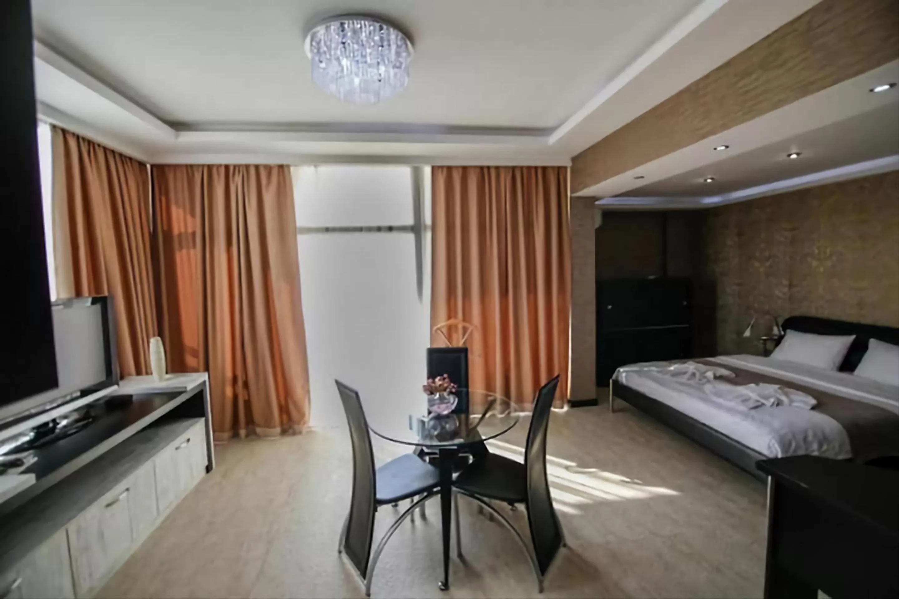 Bed in Panorama 360° Hotel