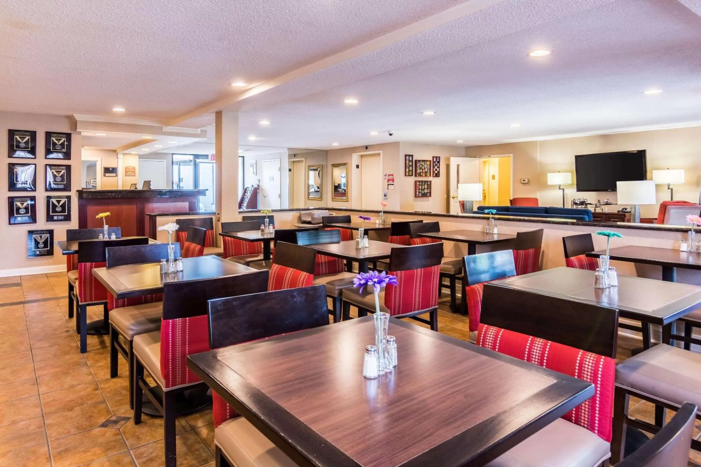 Restaurant/places to eat in Comfort Inn at Joint Base Andrews