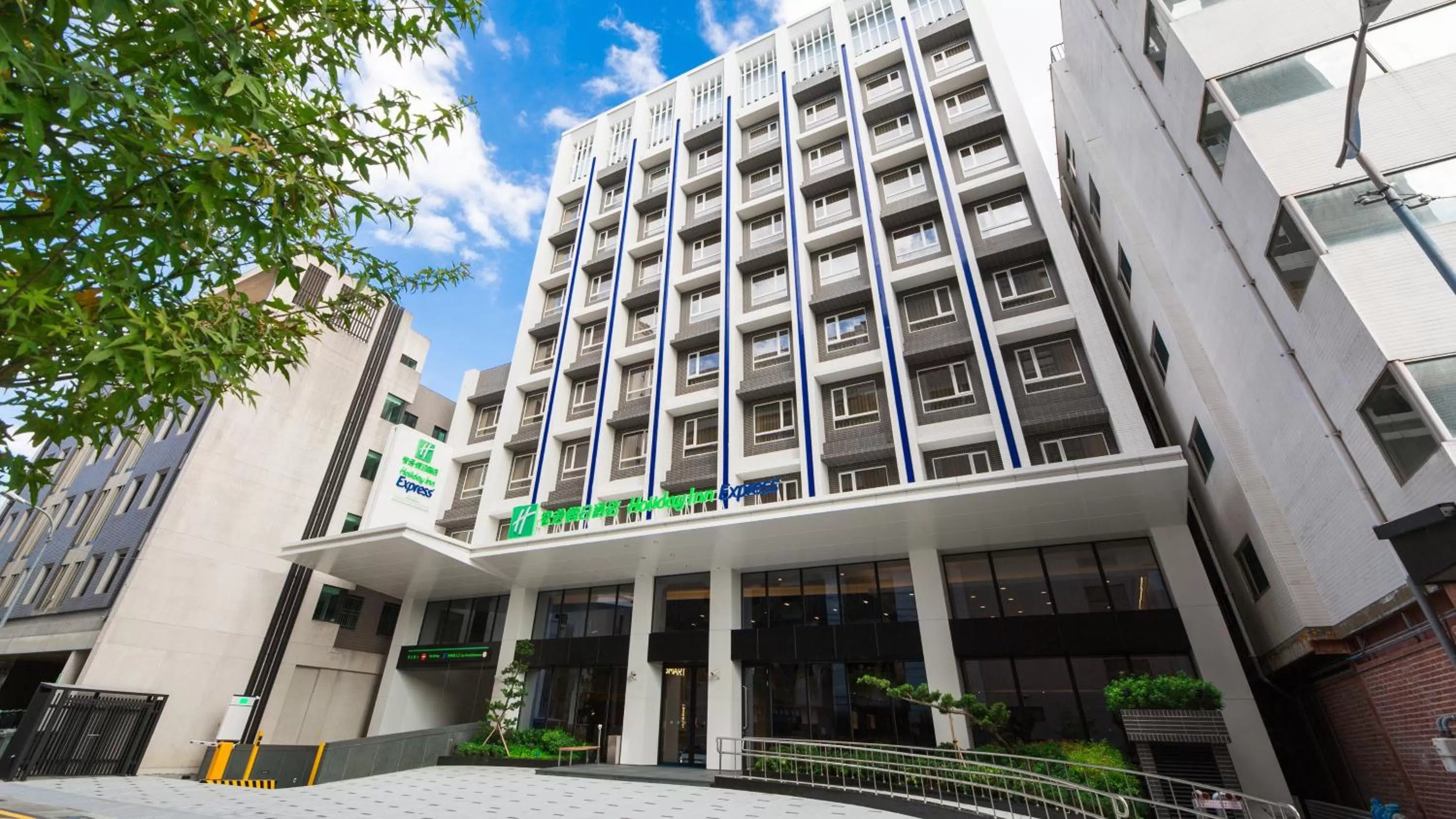 Property building in Holiday Inn Express Taichung Fengchia by IHG