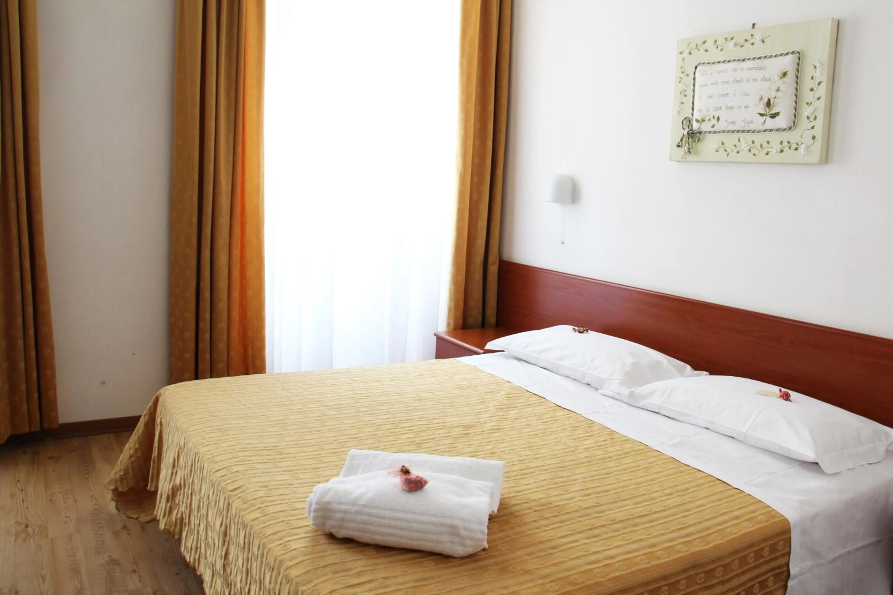 Bed in Albergo Al Viale