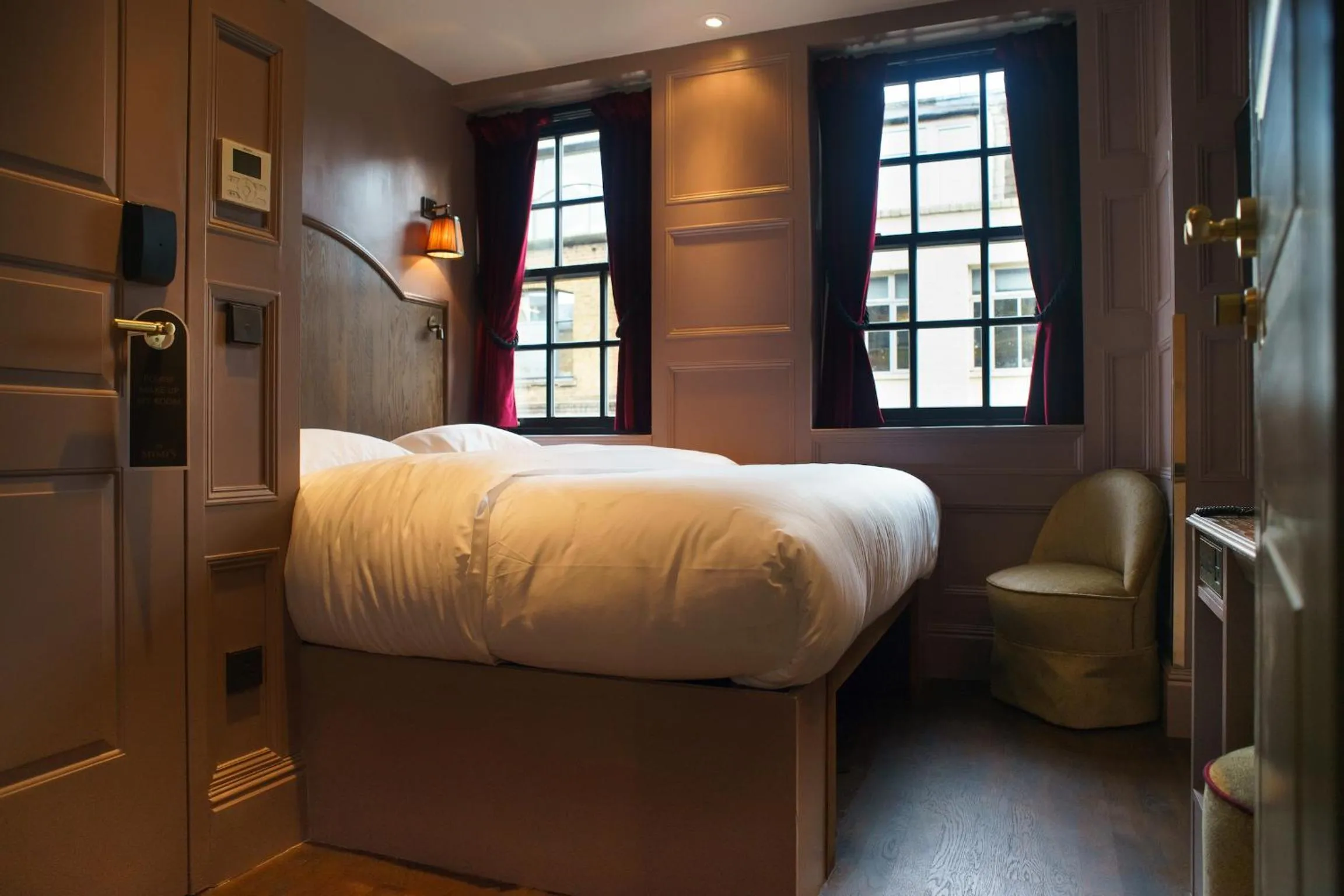 Bed in Mimi's Hotel Soho