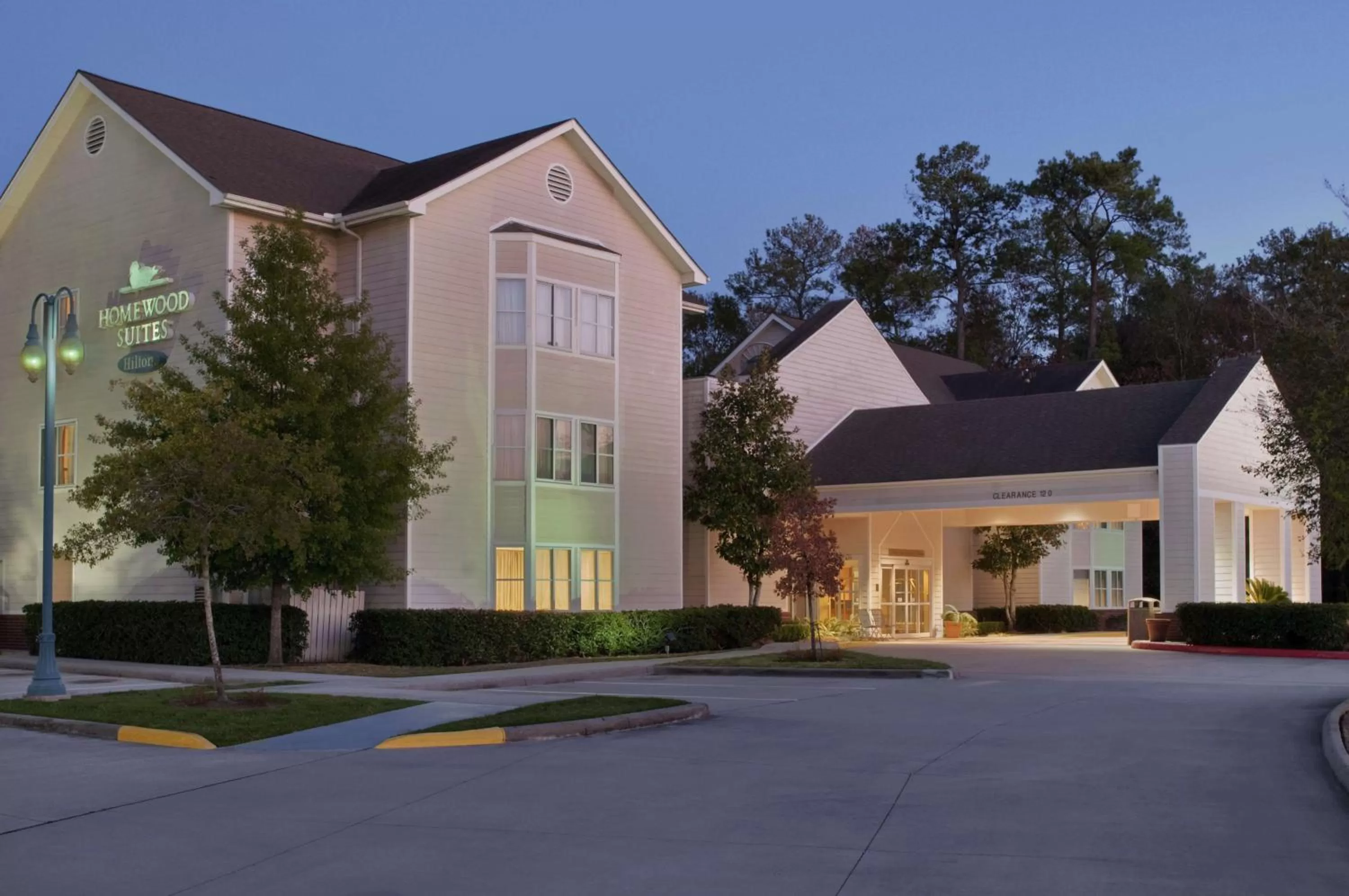 Property building in Homewood Suites Houston Kingwood Parc Airport Area