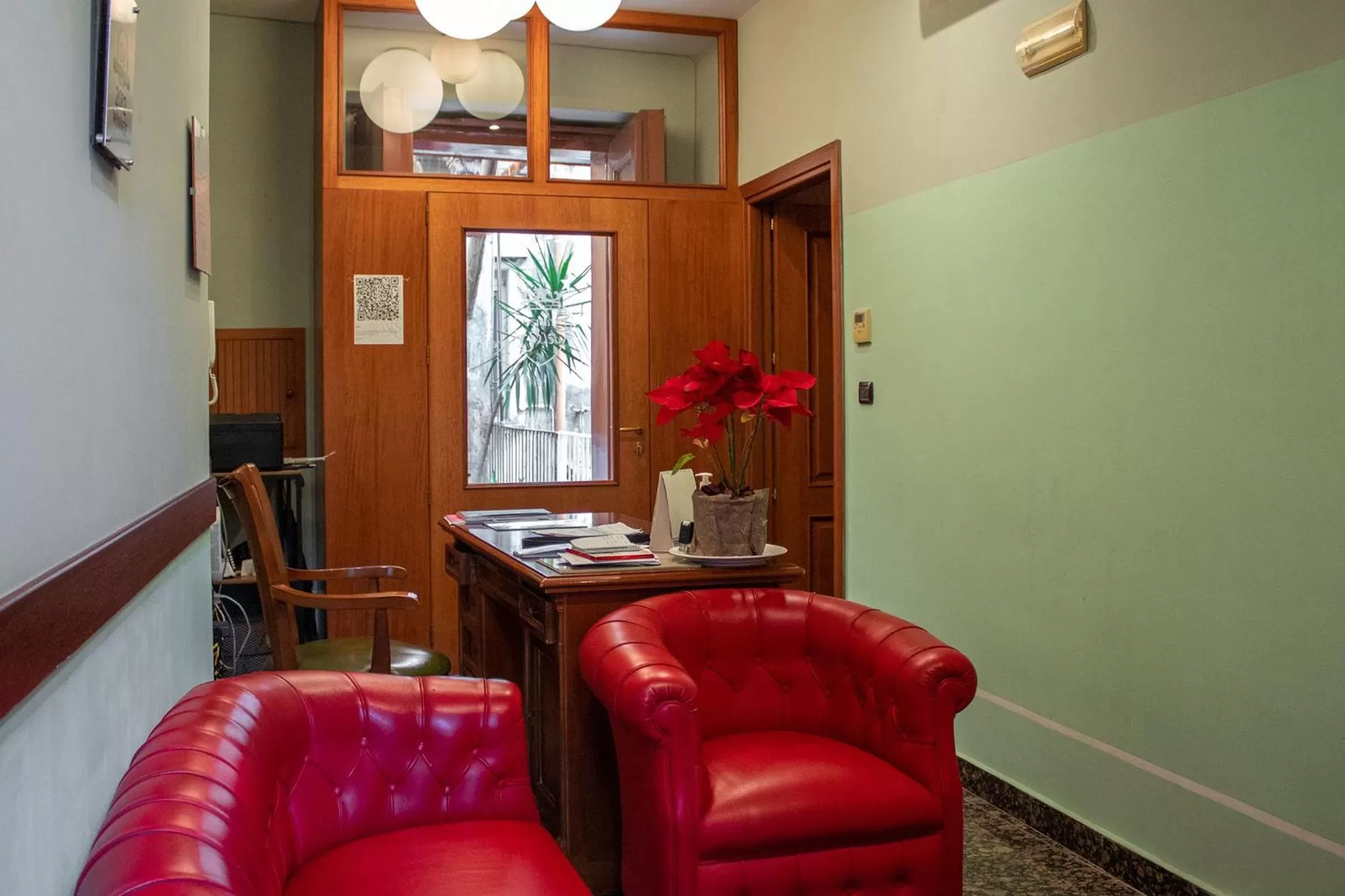 Lobby or reception in Le Stanze Del Vicerè Boutique Hotel