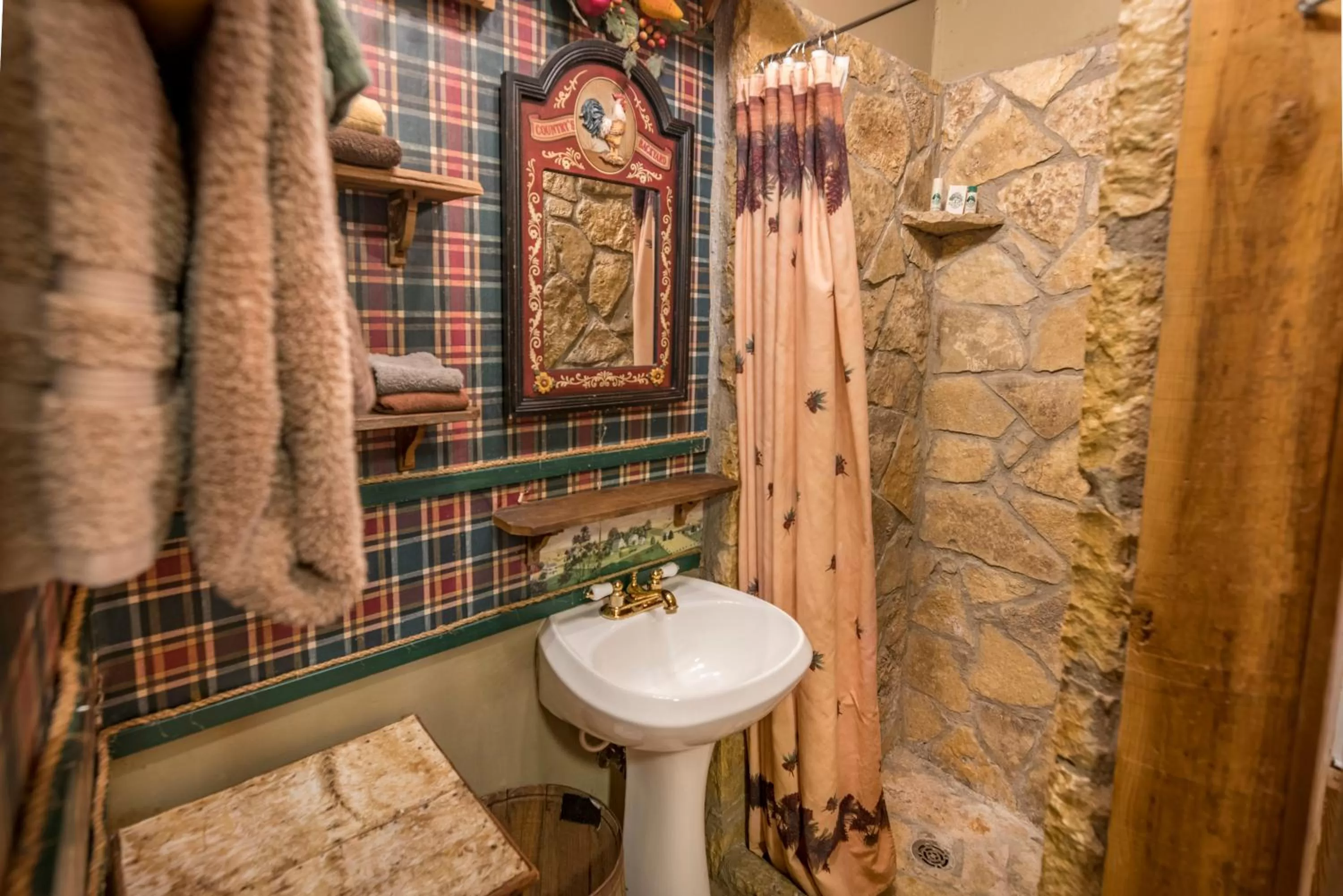 Bathroom in Country Woods Inn