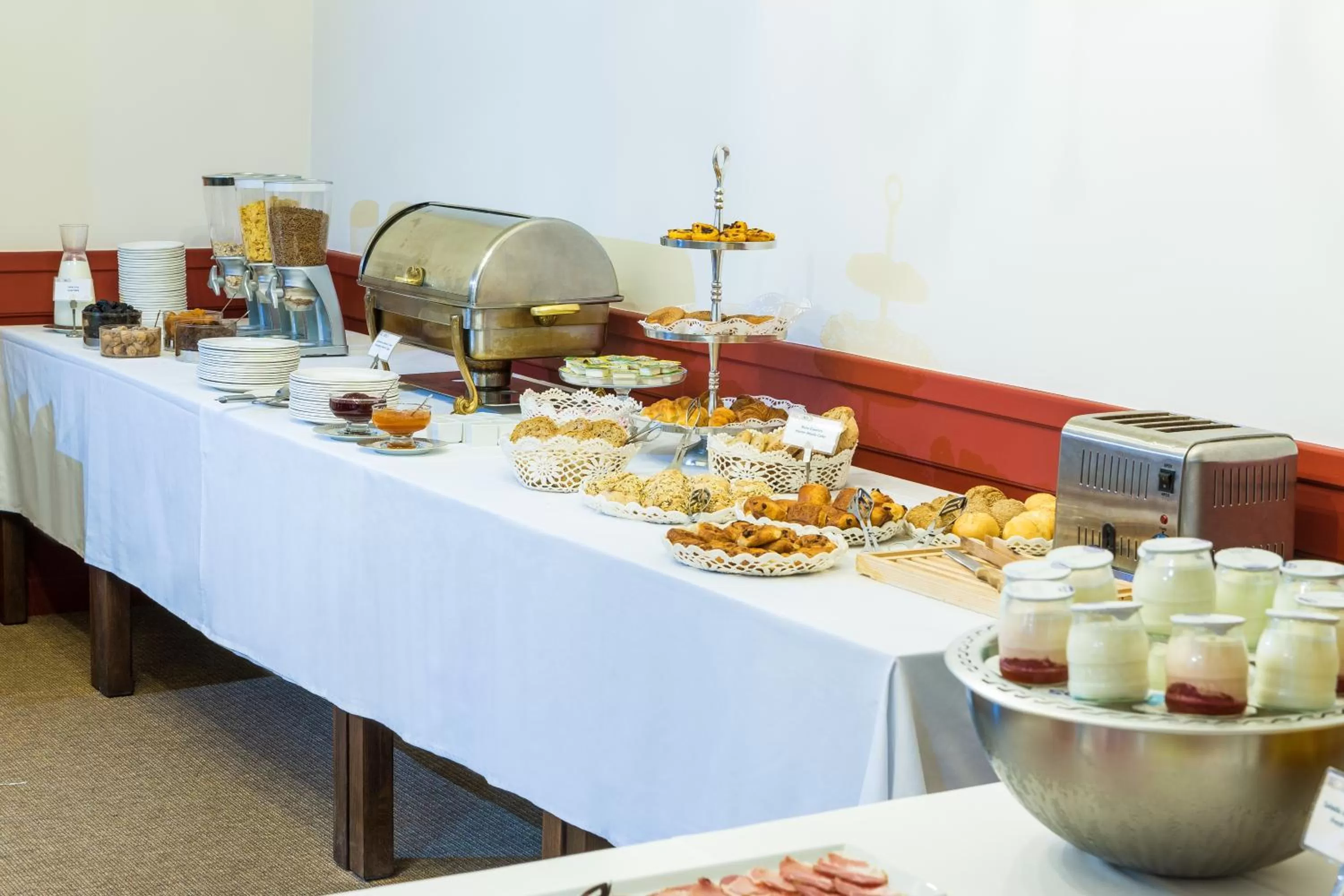 Breakfast in York House Lisboa Hotel