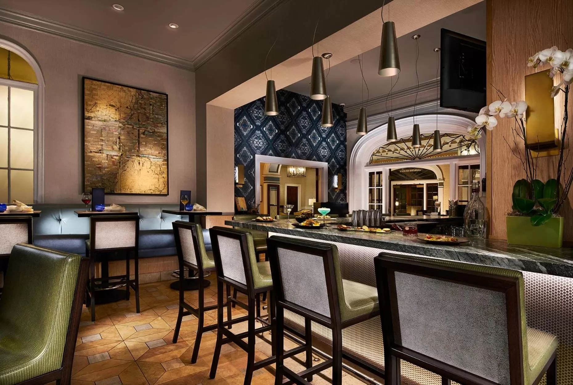 Restaurant/places to eat in Grande Colonial La Jolla