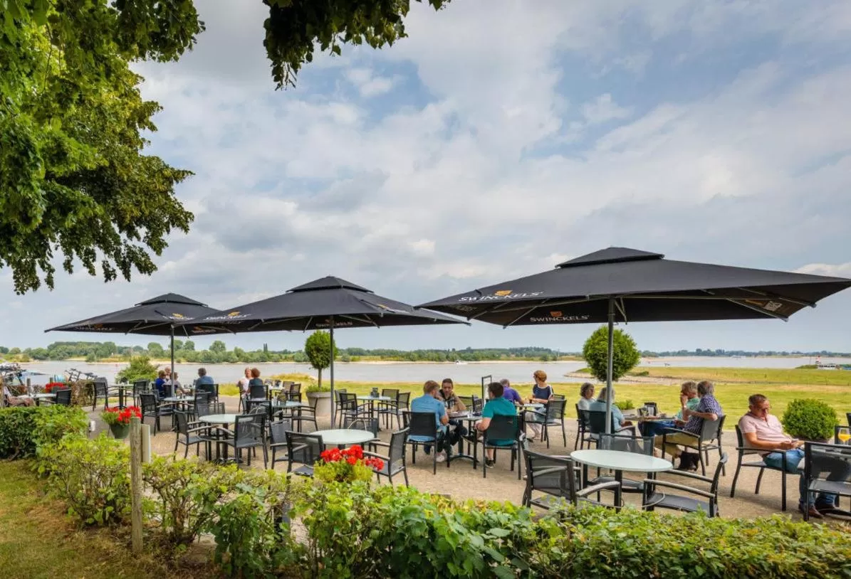 View (from property/room), Restaurant/Places to Eat in De Gouden Molen
