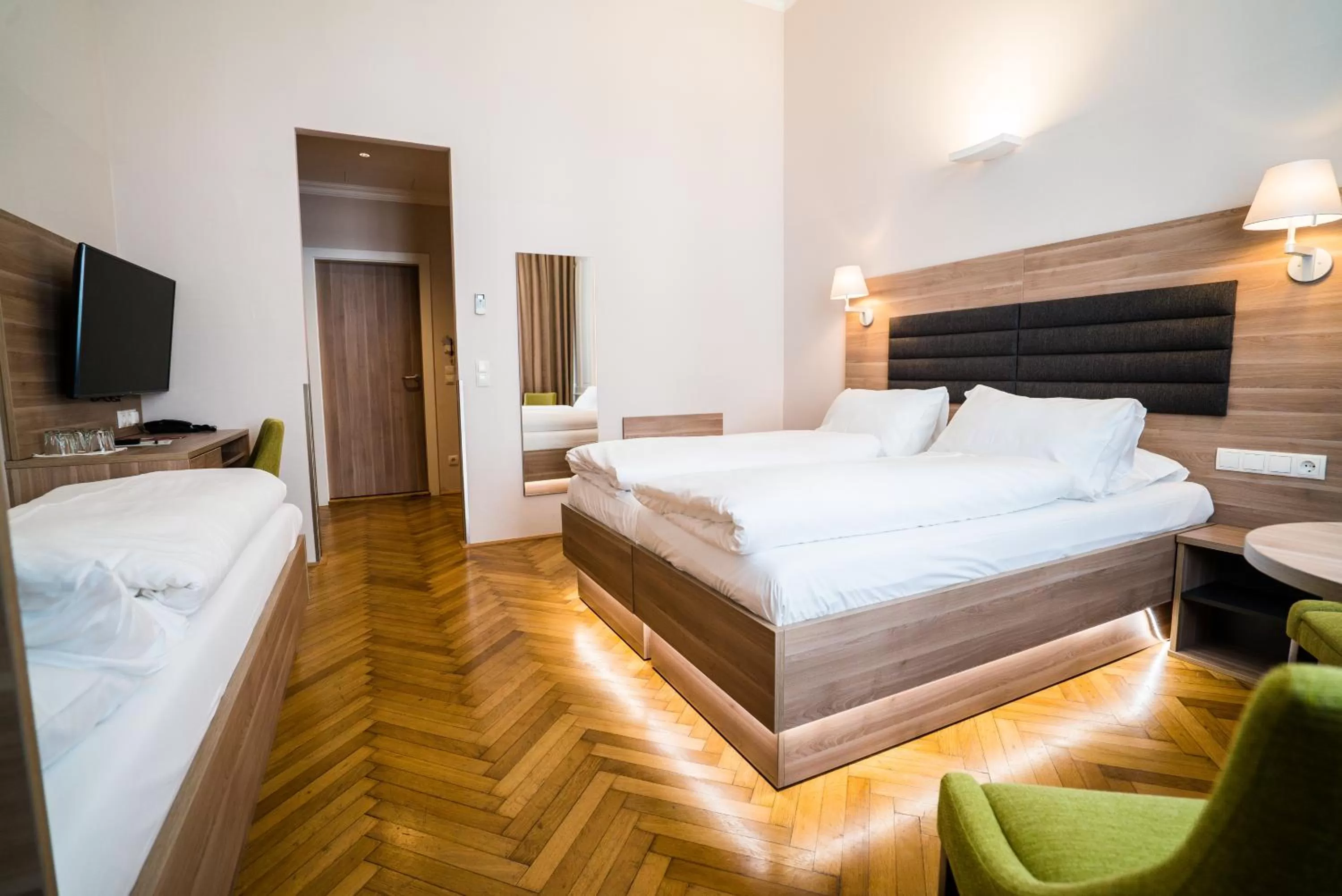 Photo of the whole room, Bed in Hotel Marc Aurel - Vienna City Center