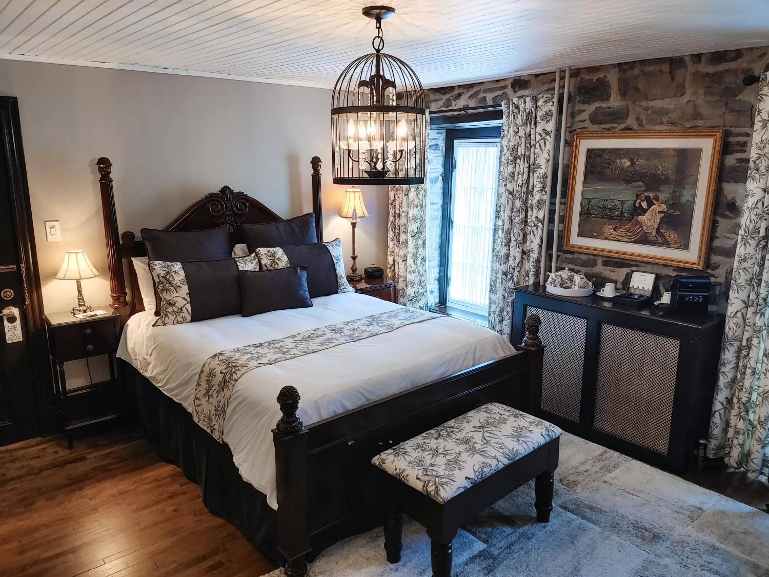 Bed in Le Clos Saint-Louis - Par Aneyro