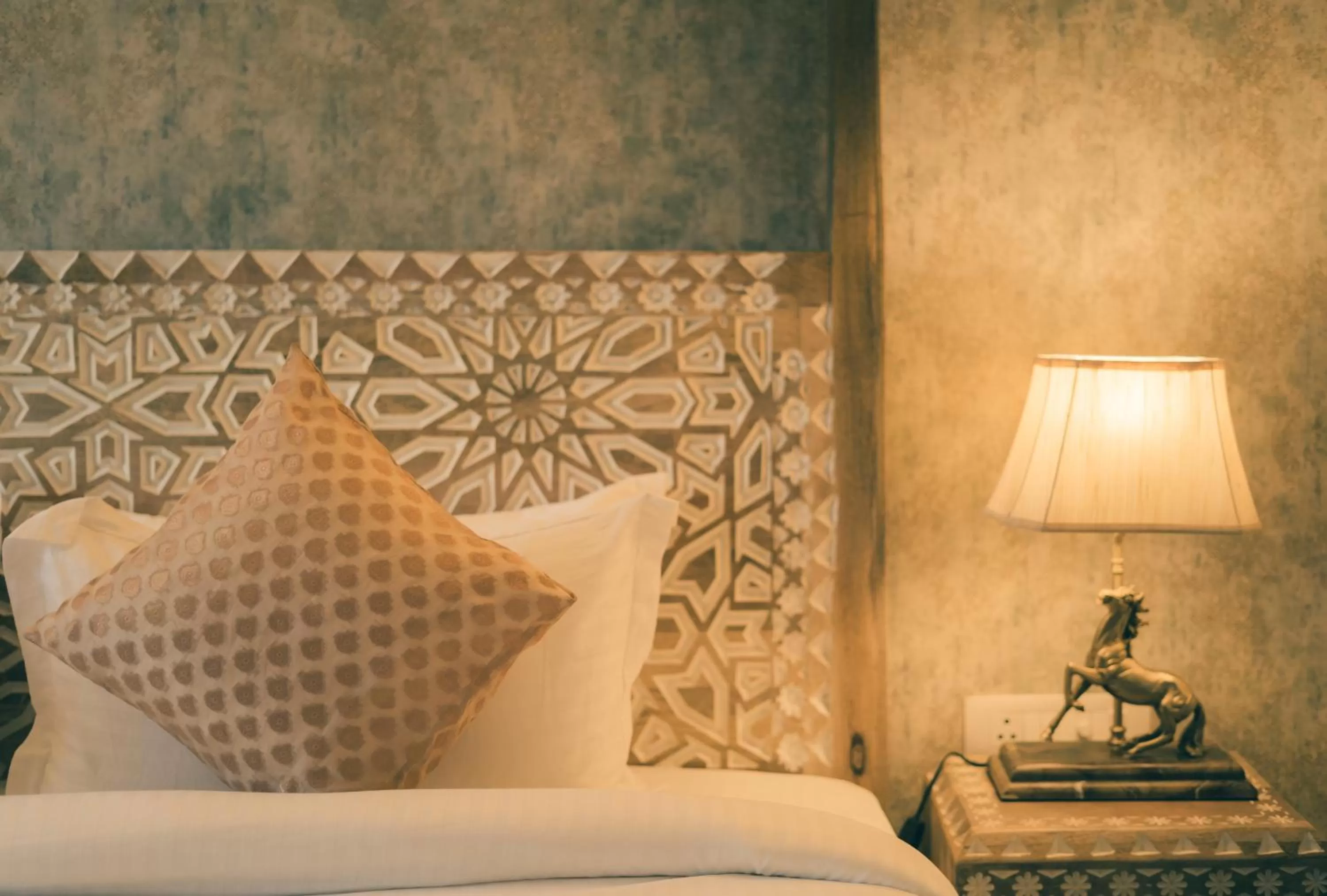 Bed in Hotel Jasmin Haveli